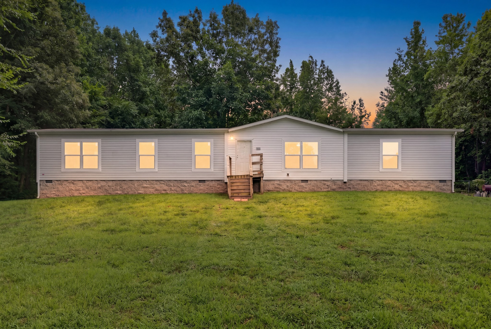 155 Earls Rd Property Photo 1