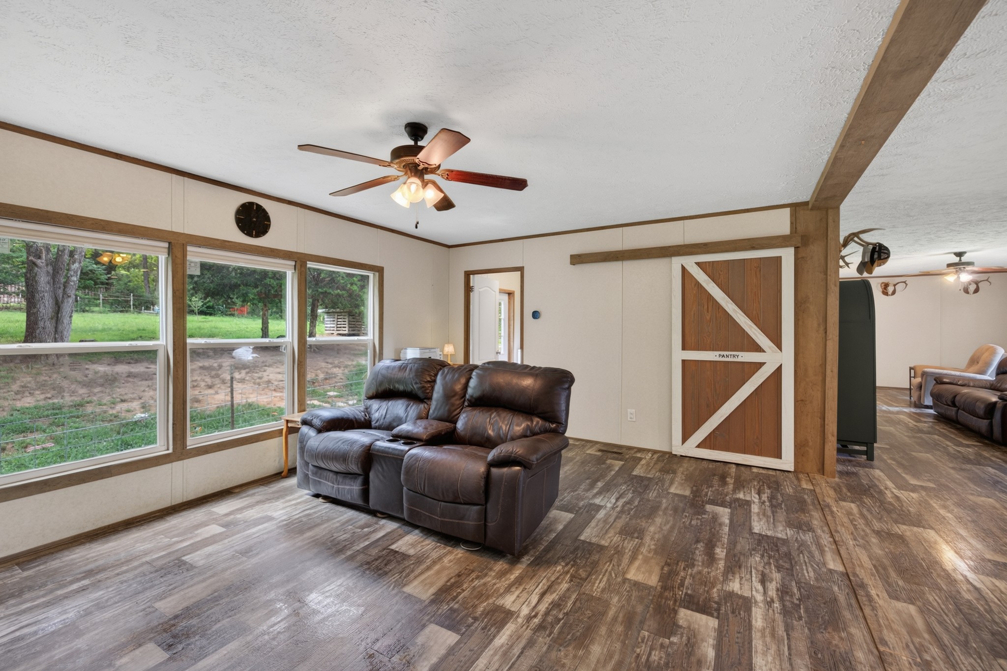 155 Earls Rd Property Photo 12