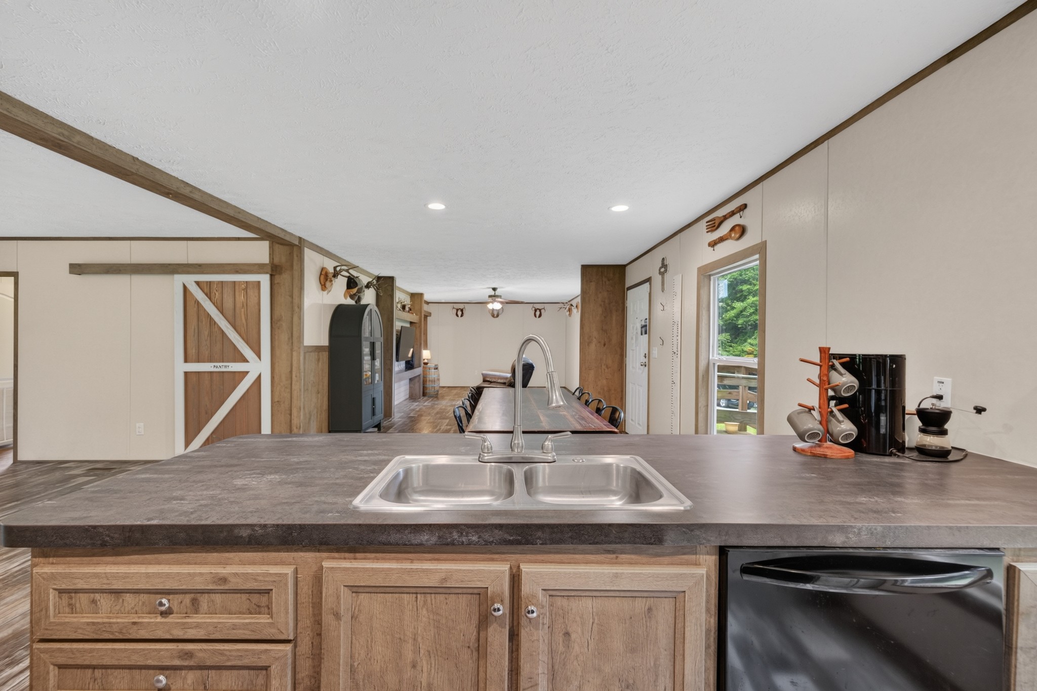 155 Earls Rd Property Photo 19