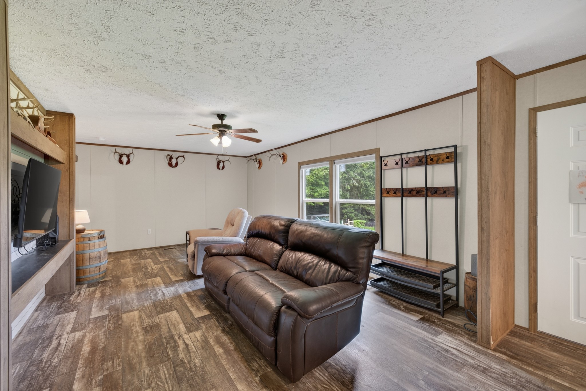 155 Earls Rd Property Photo 23