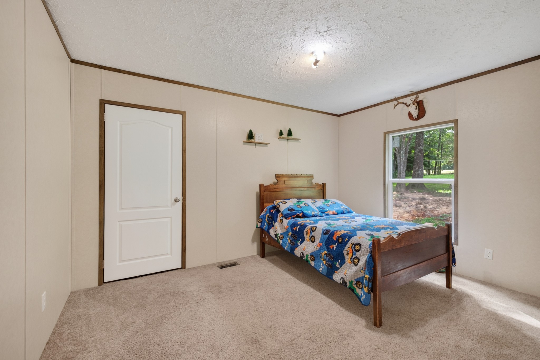155 Earls Rd Property Photo 32
