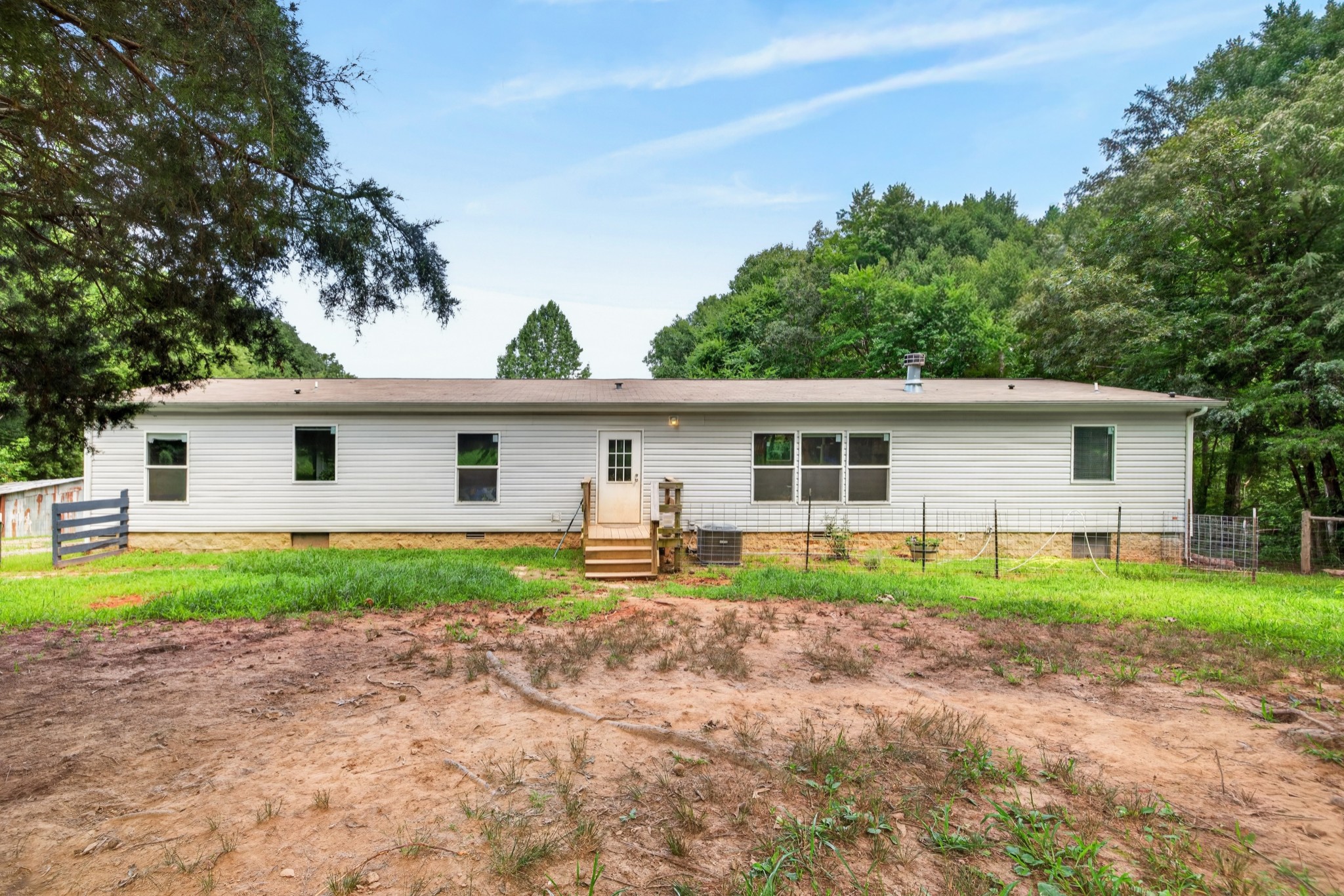 155 Earls Rd Property Photo 44