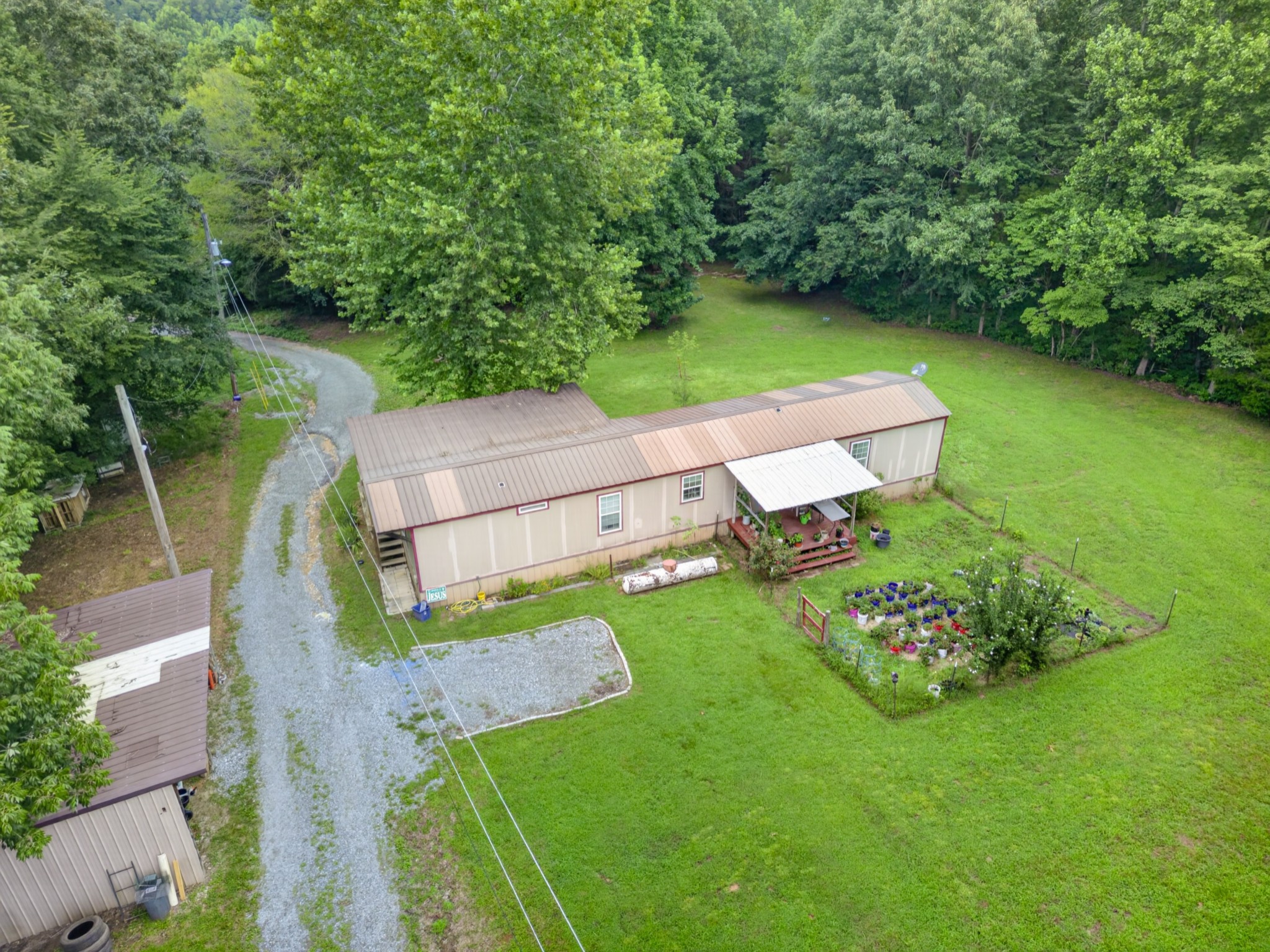 155 Earls Rd Property Photo 51