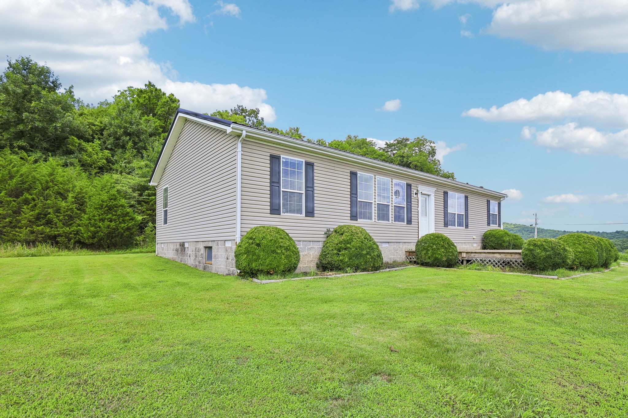 233 Scenic Ln Property Photo 1
