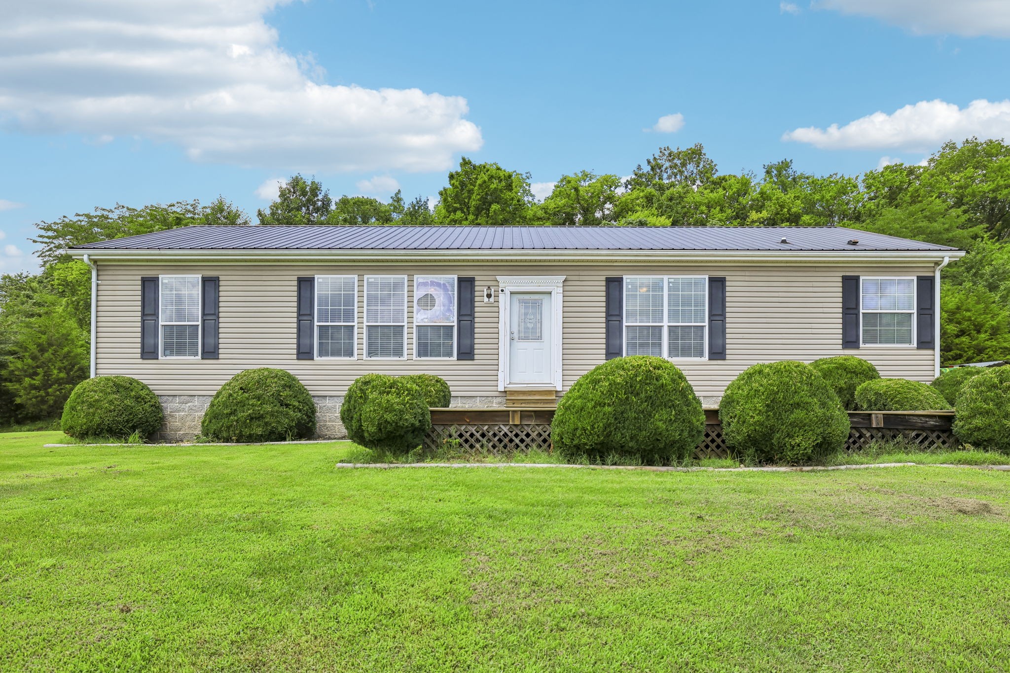 233 Scenic Ln Property Photo 2