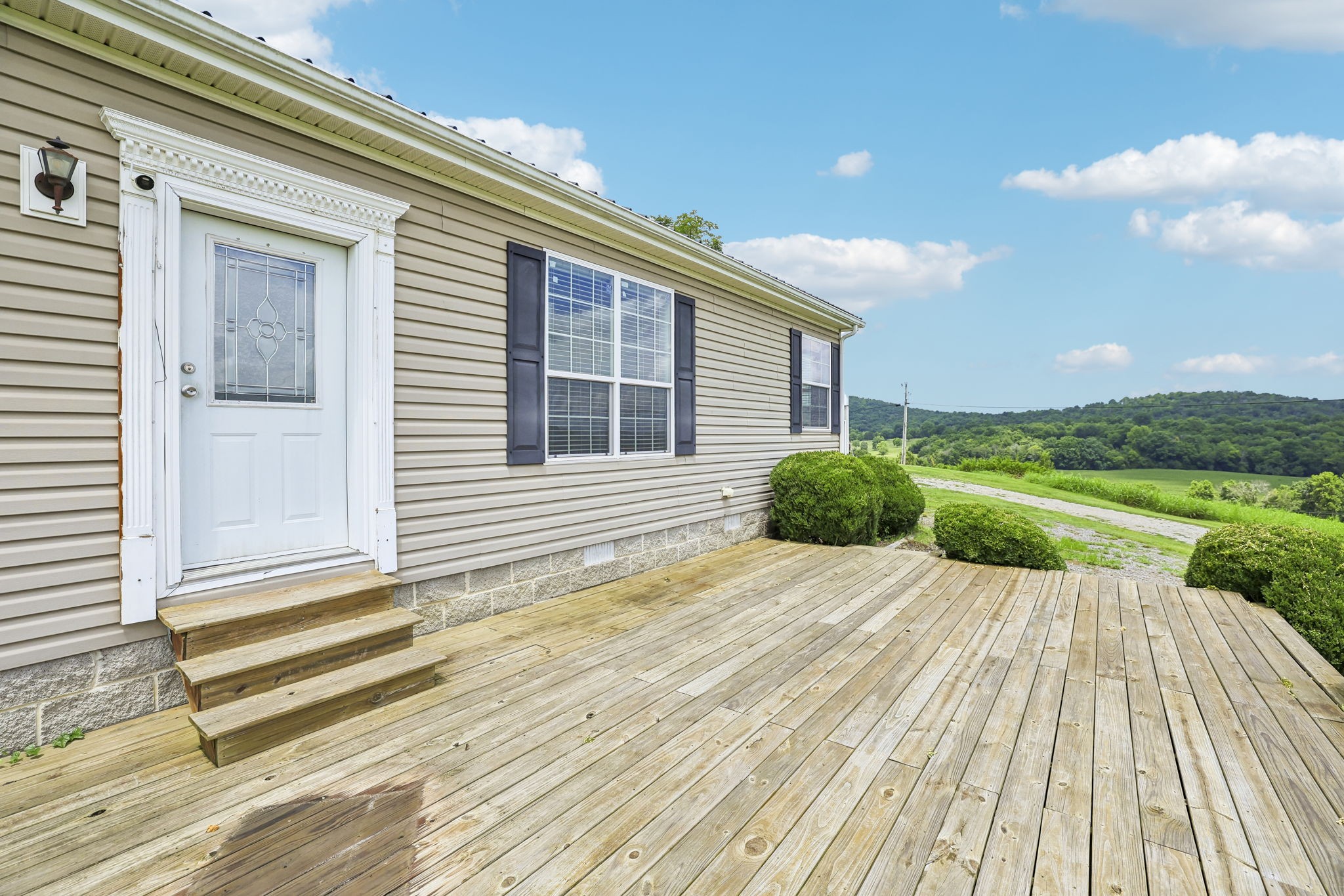 233 Scenic Ln Property Photo 5
