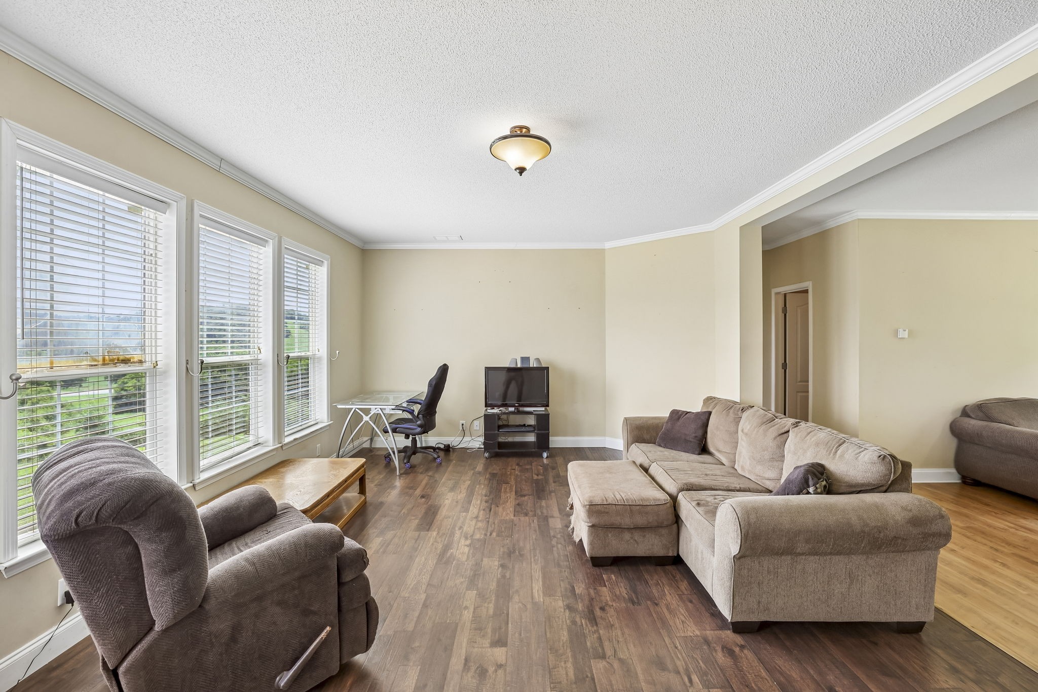 233 Scenic Ln Property Photo 9