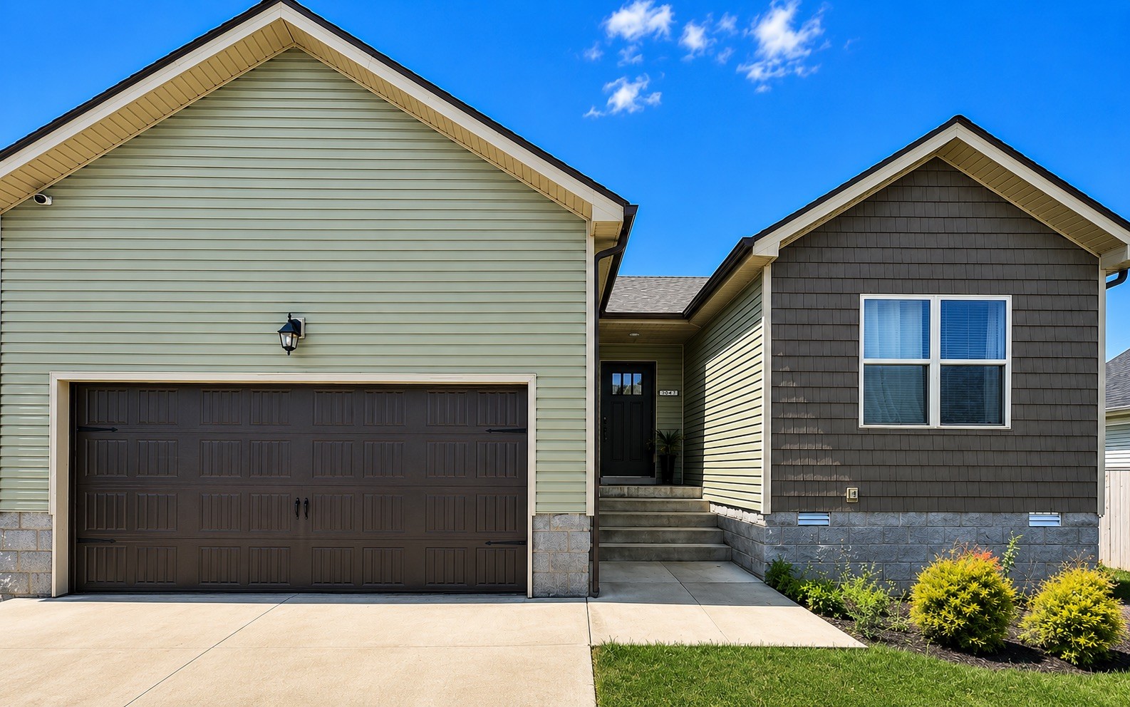 3047 Core Dr Property Photo 1