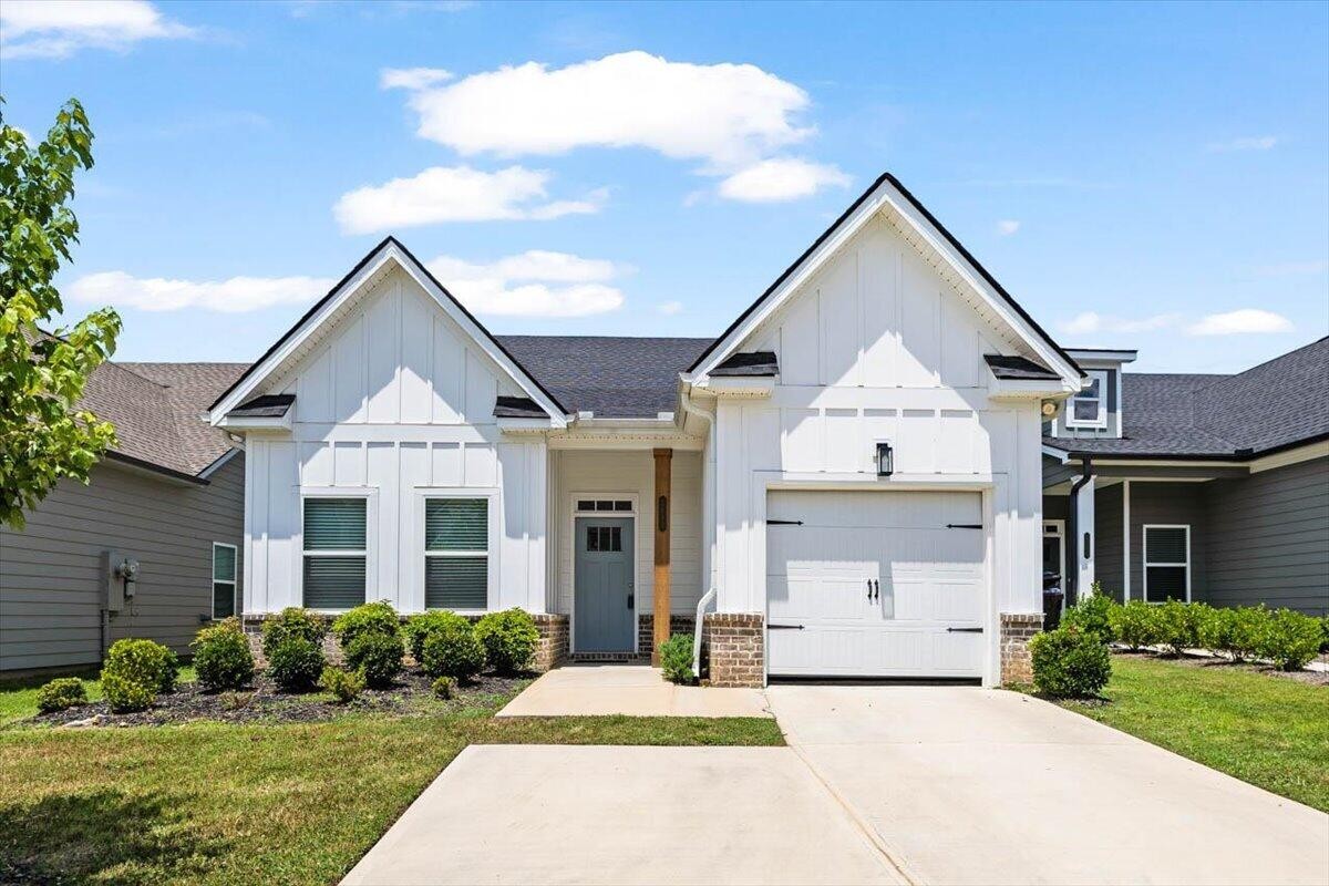 2093 Firelight Way Property Photo 1