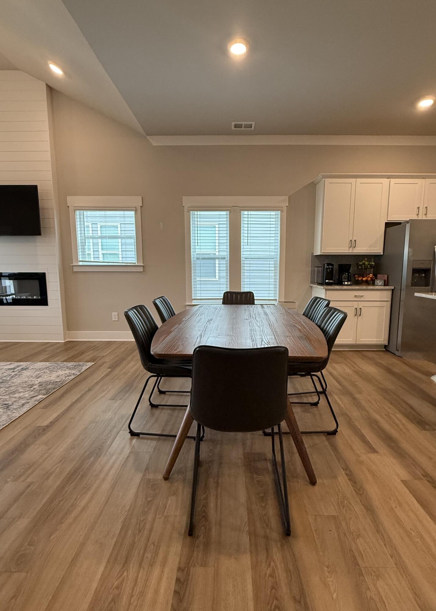 2093 Firelight Way Property Photo 11