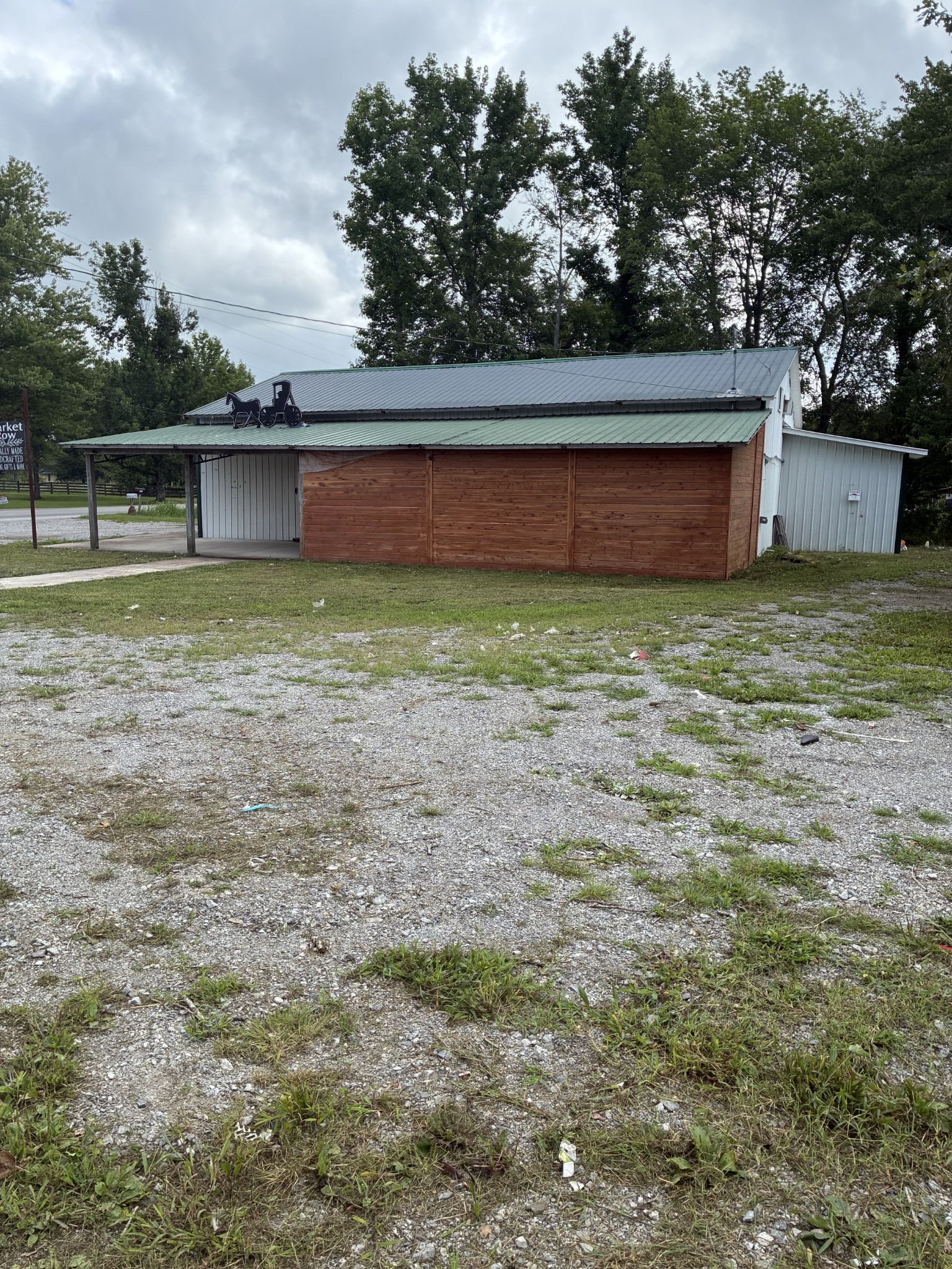 102 Campbellsville Pike Property Photo 6