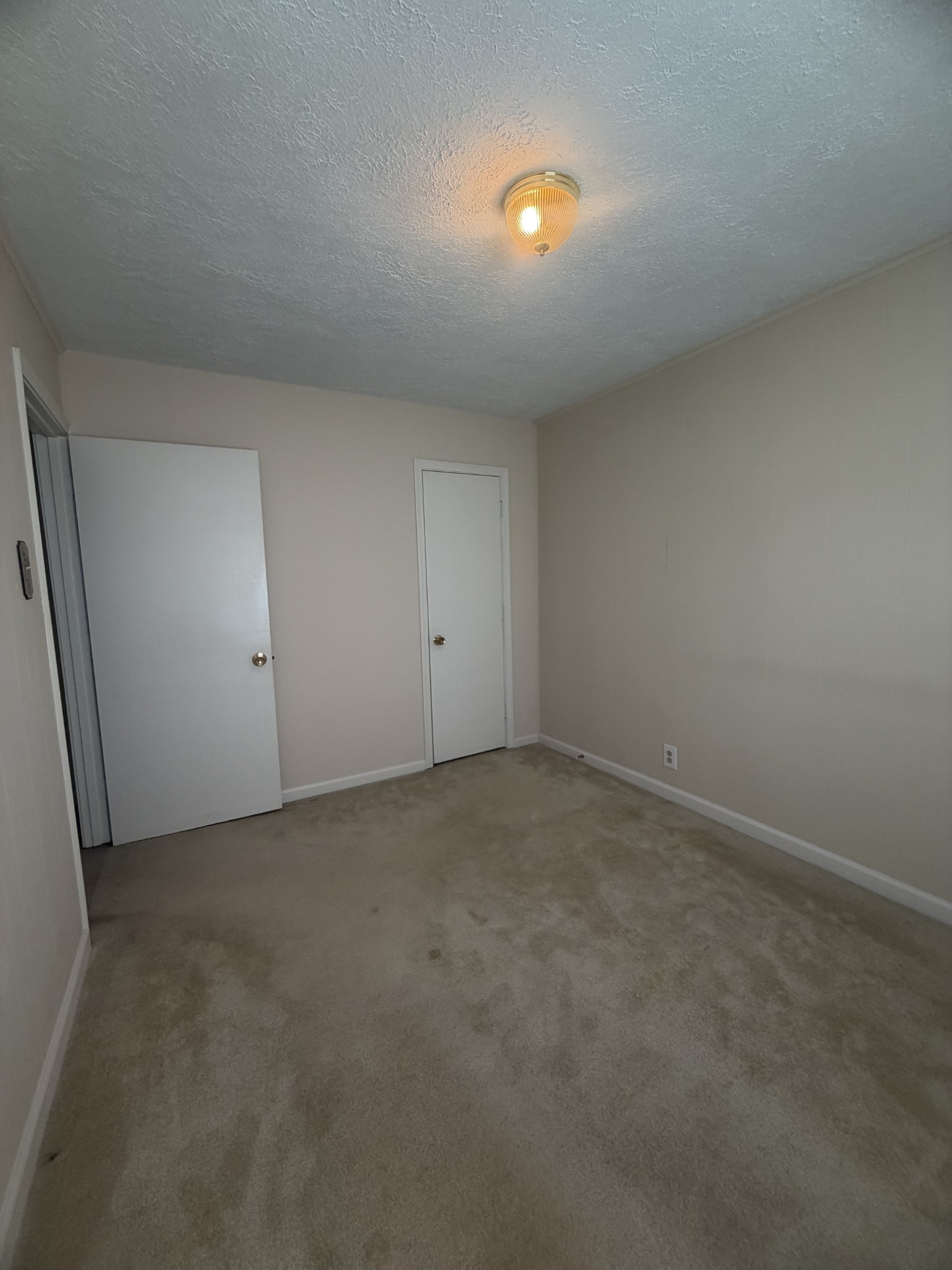 406 Crestview Dr Property Photo 18
