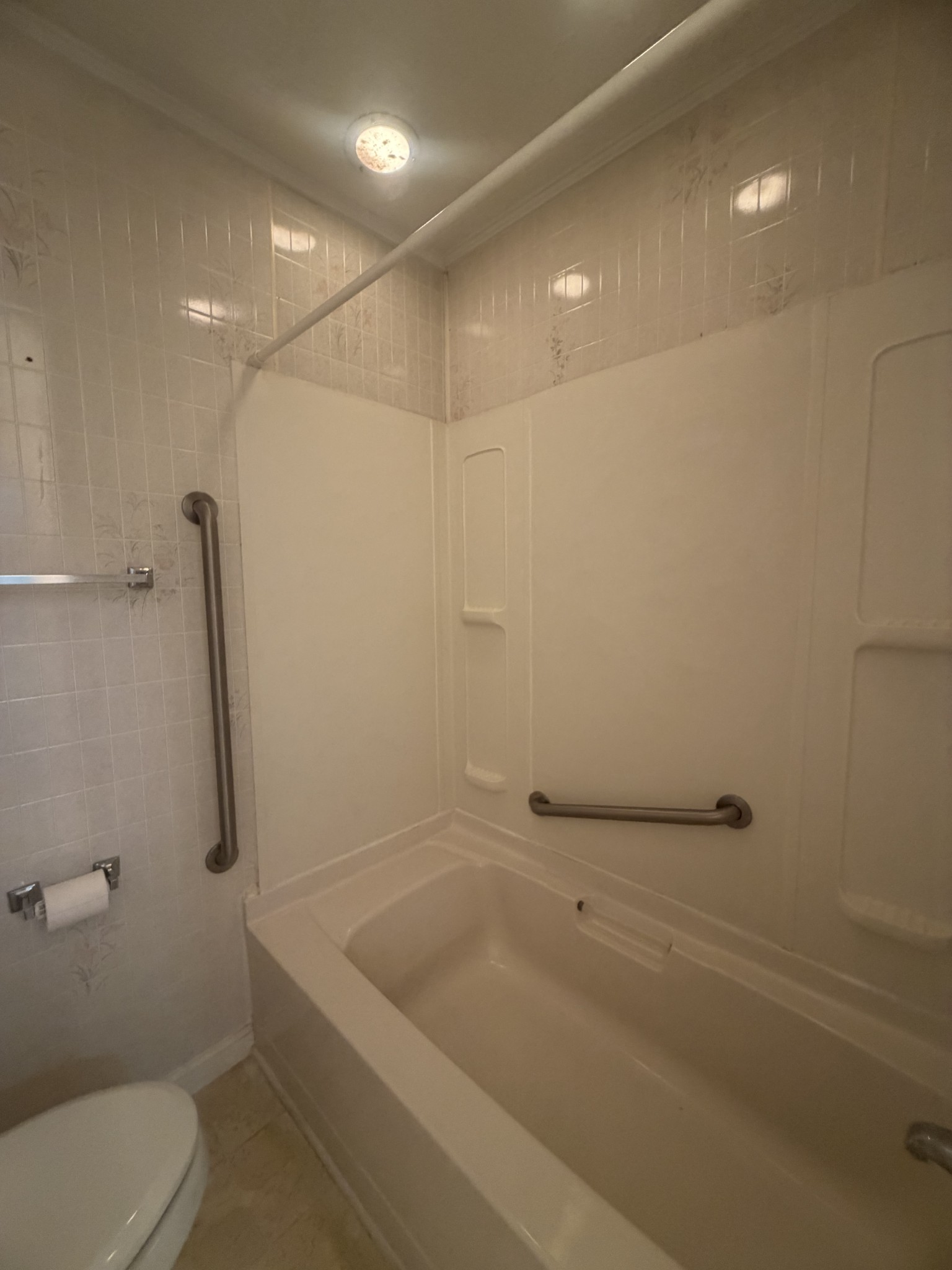 406 Crestview Dr Property Photo 22