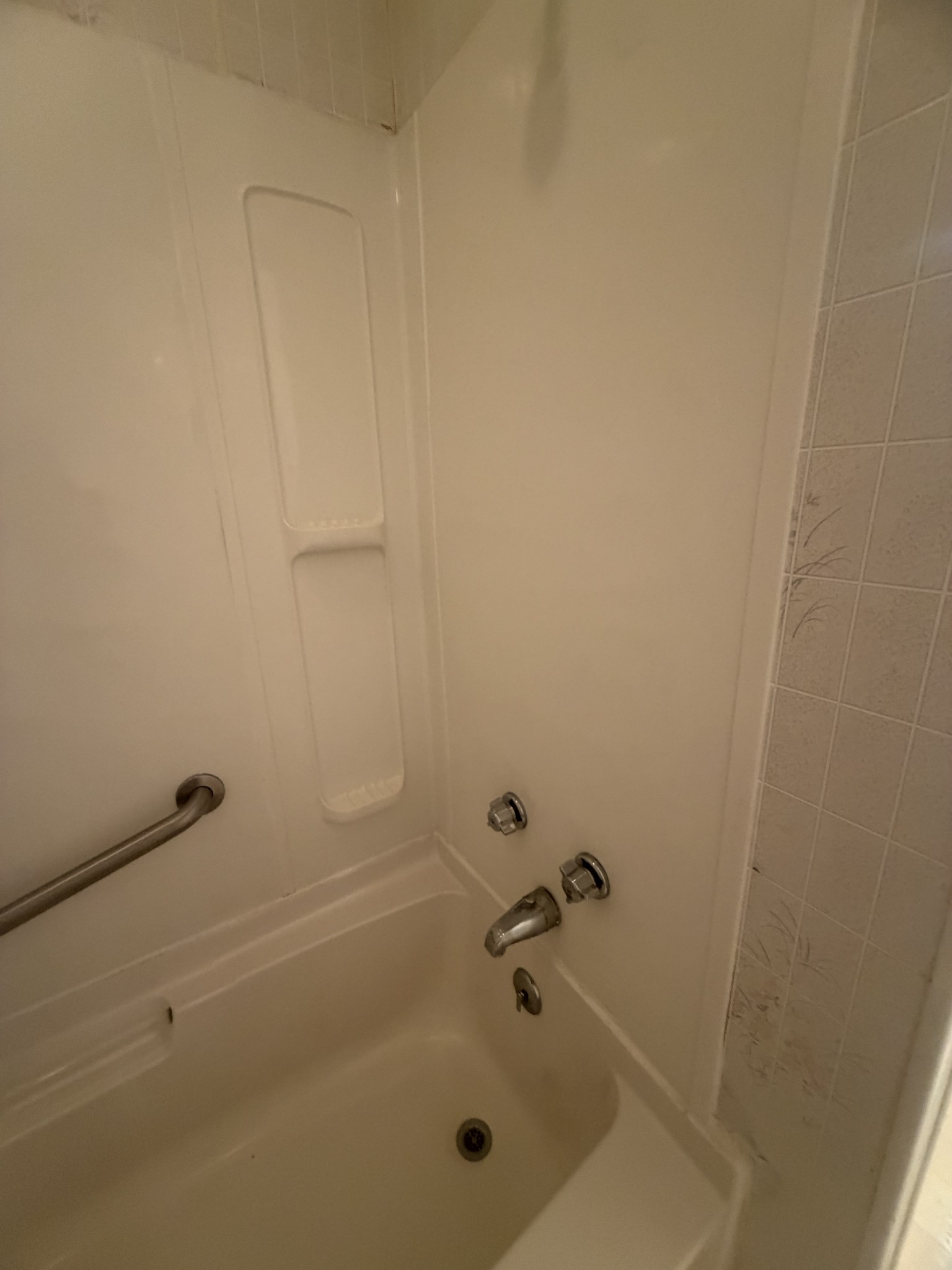 406 Crestview Dr Property Photo 23