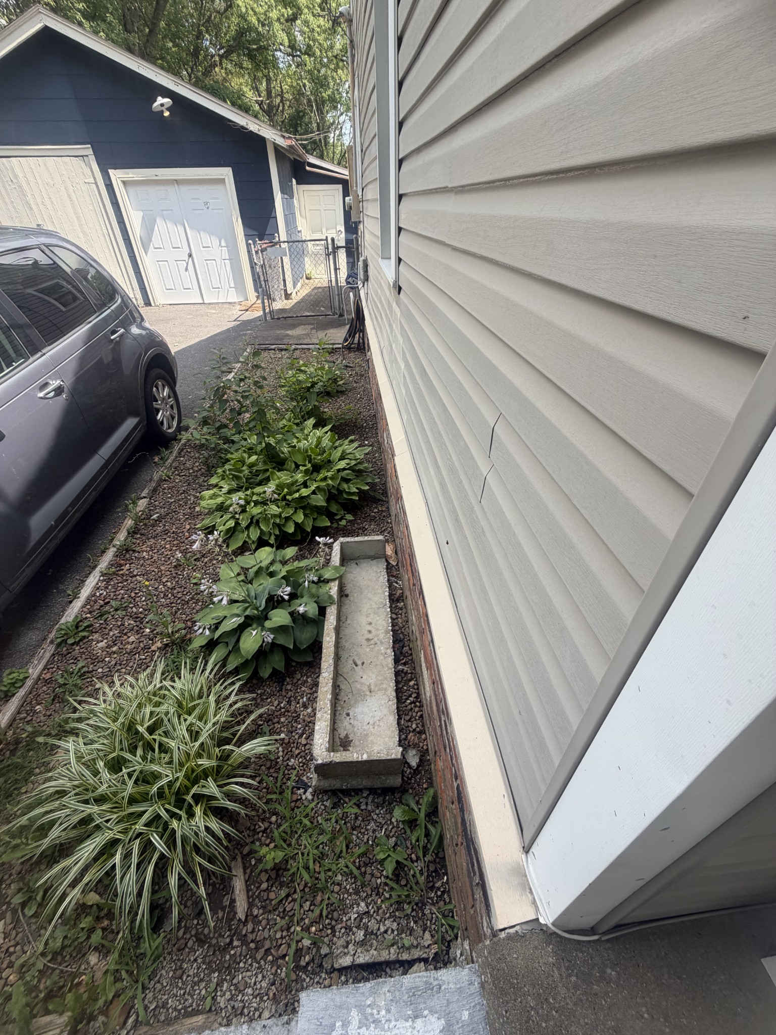 406 Crestview Dr Property Photo 28
