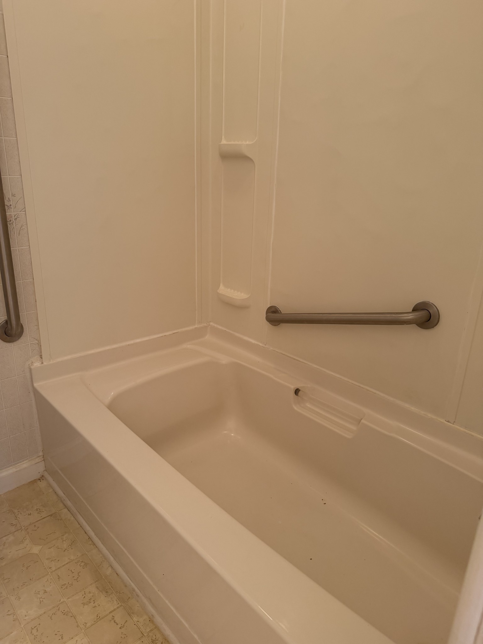 406 Crestview Dr Property Photo 37