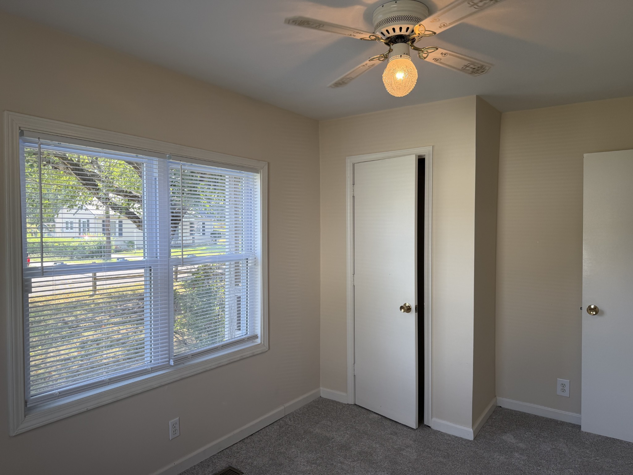 406 Crestview Dr Property Photo 53