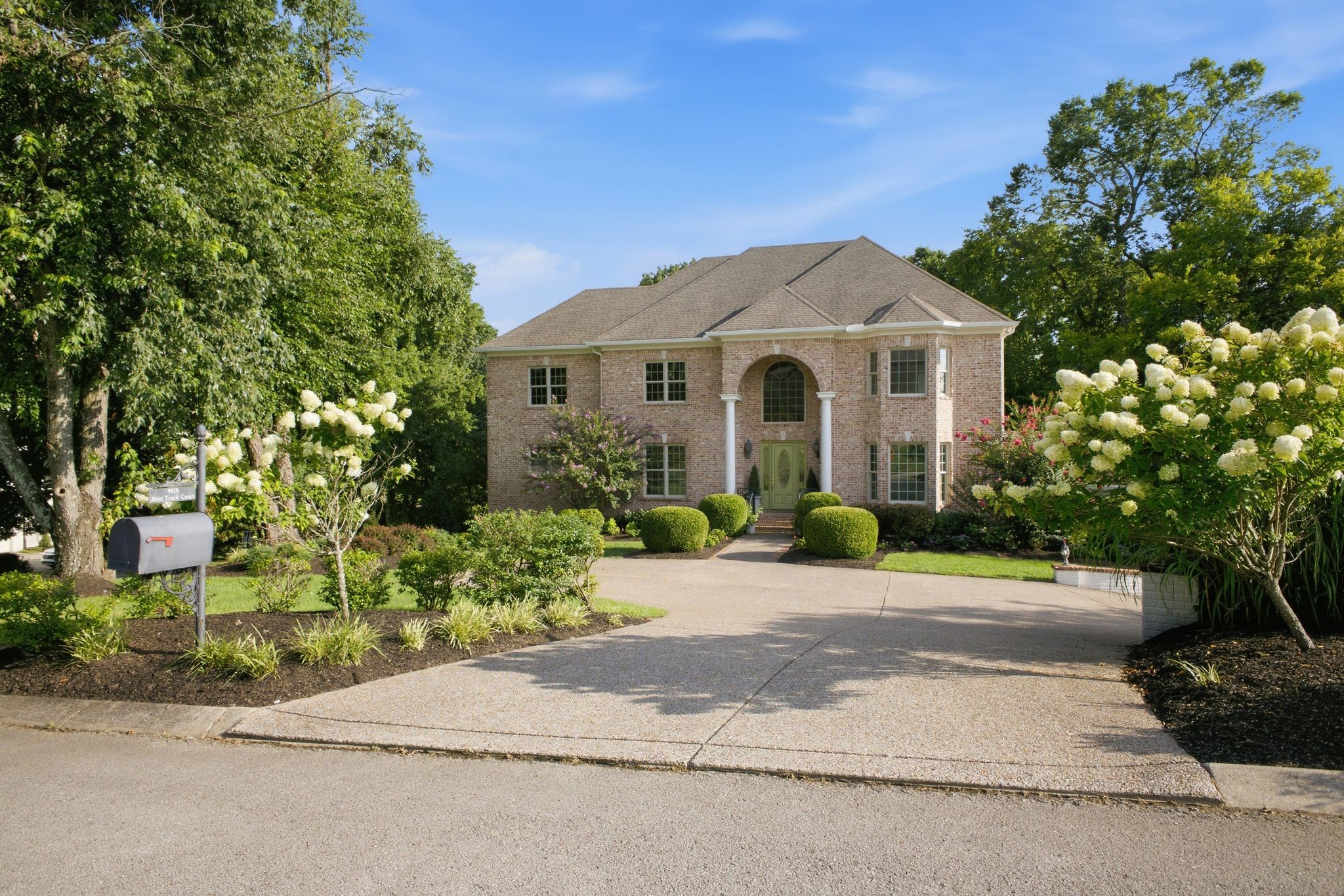9619 Deer Track Ct Property Photo 1