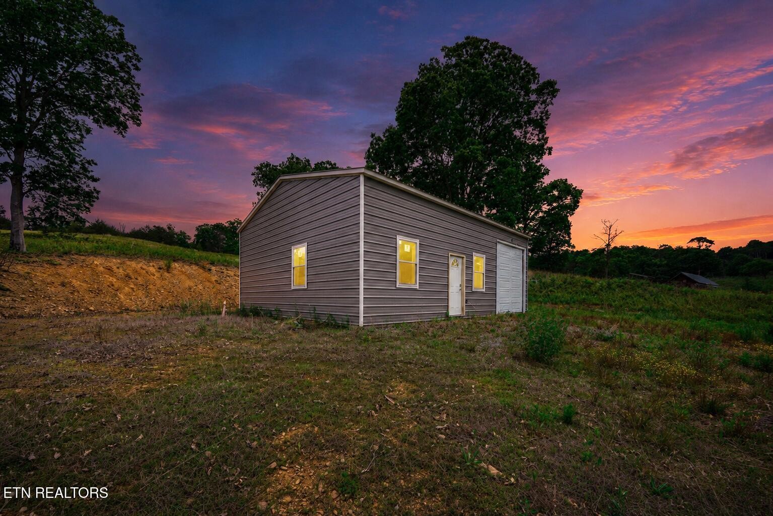 336 Carruth Rd Property Photo 1