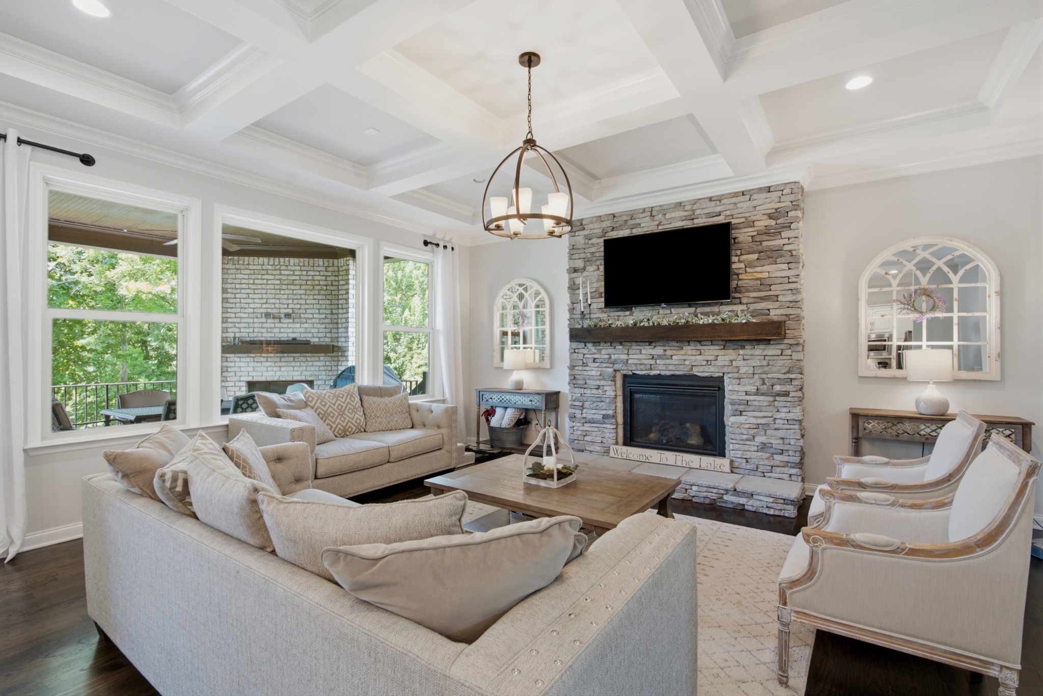 2024 Albatross Way Property Photo 5