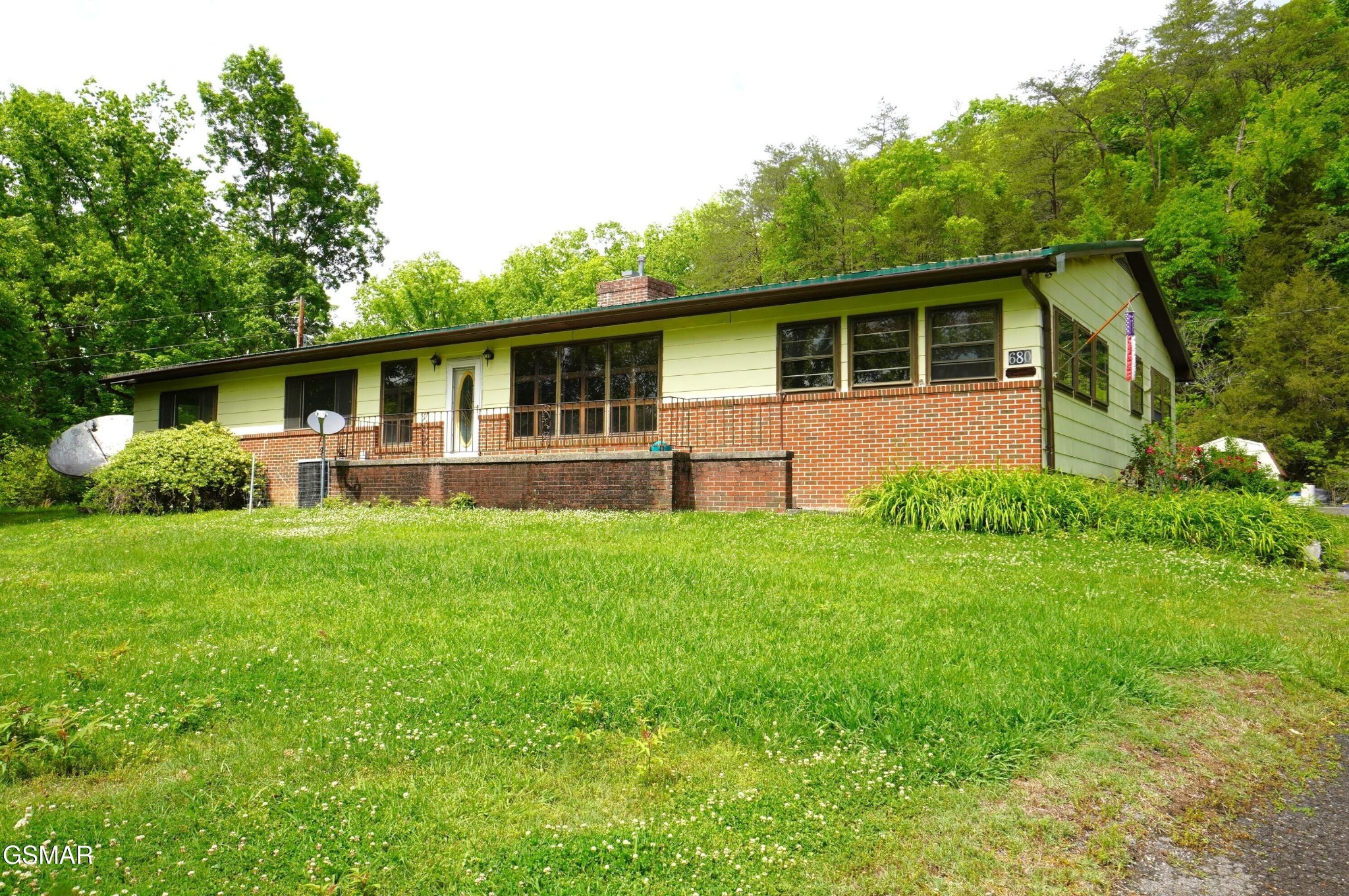 680 Hale Brook Road Property Photo 4