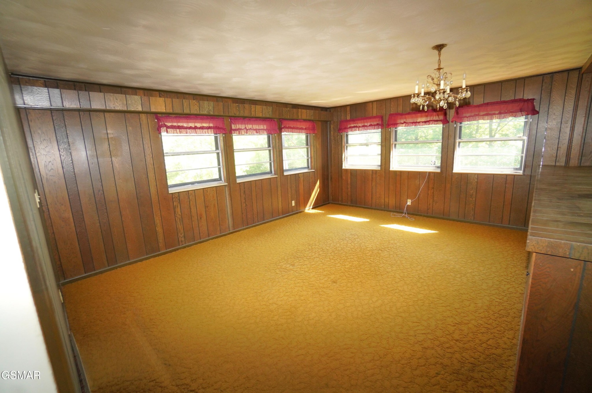 680 Hale Brook Road Property Photo 7
