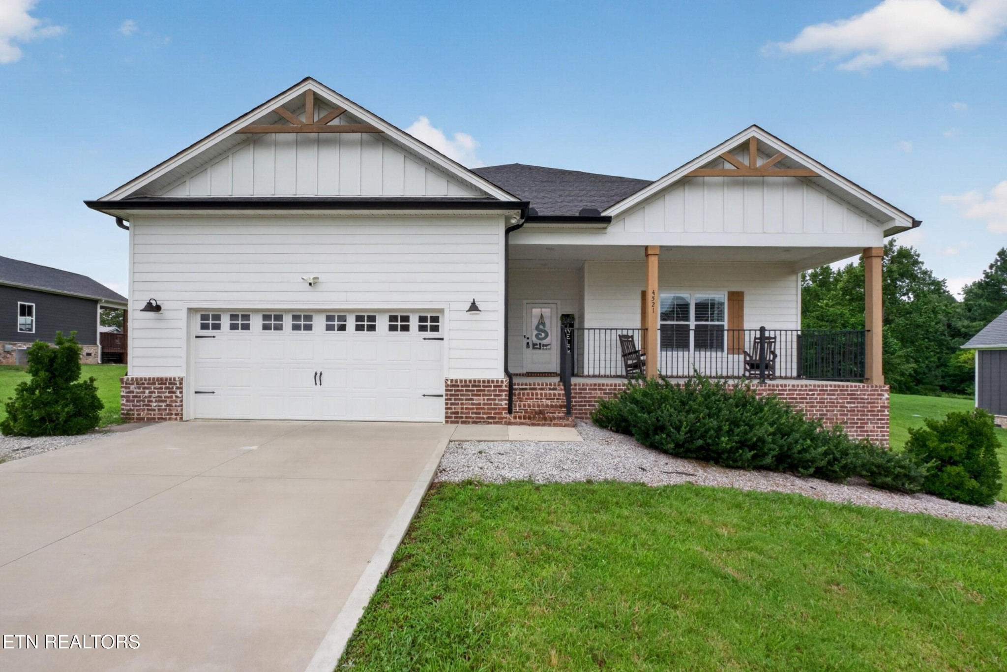 4521 Jack Drive Property Photo 1