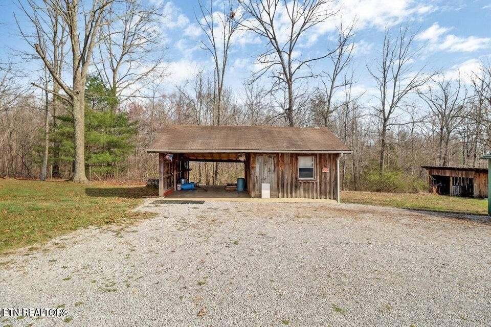 2546 Peavine Rd Property Photo 11