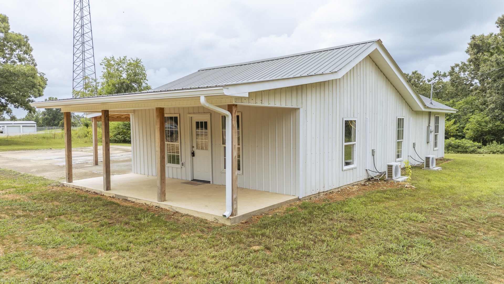 6855 Highway 69 Property Photo 1