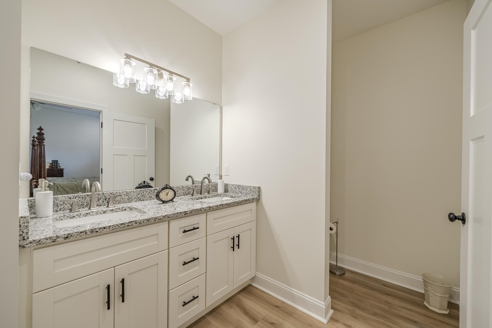 190 Chariot Ln Property Photo 17