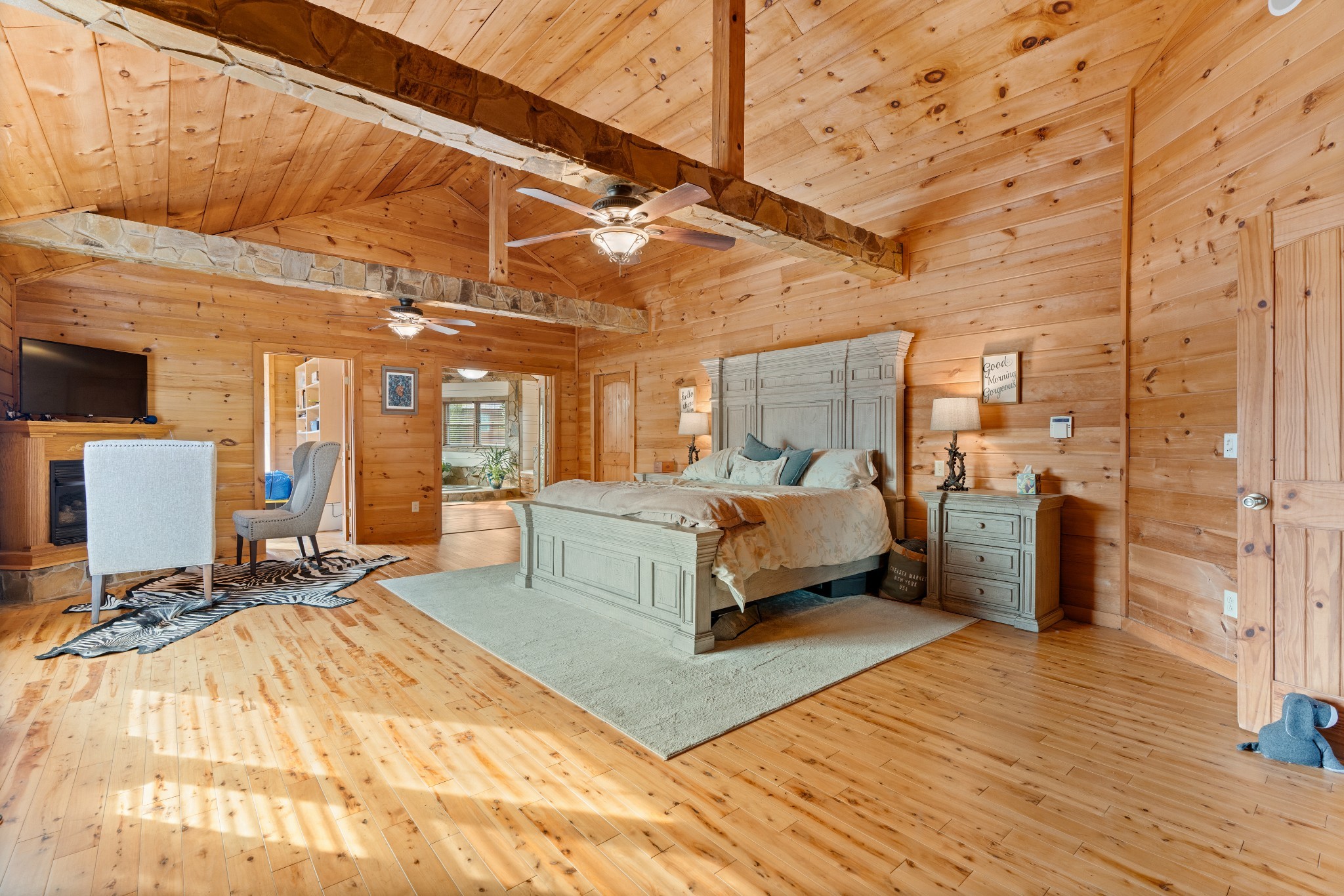 2063 Kennedy Creek Rd Property Photo 28