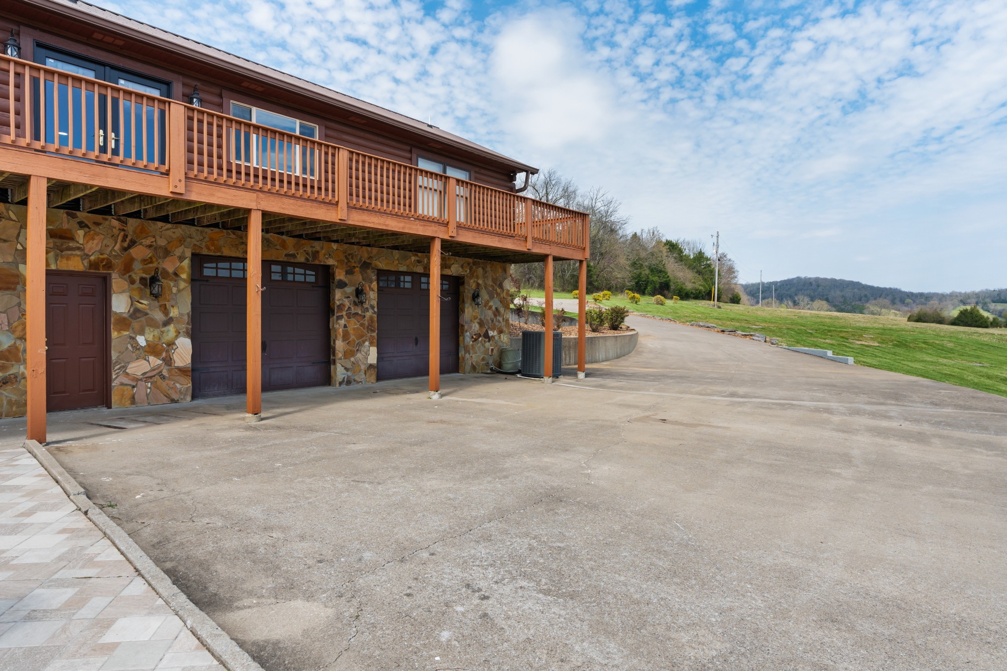 2063 Kennedy Creek Rd Property Photo 53