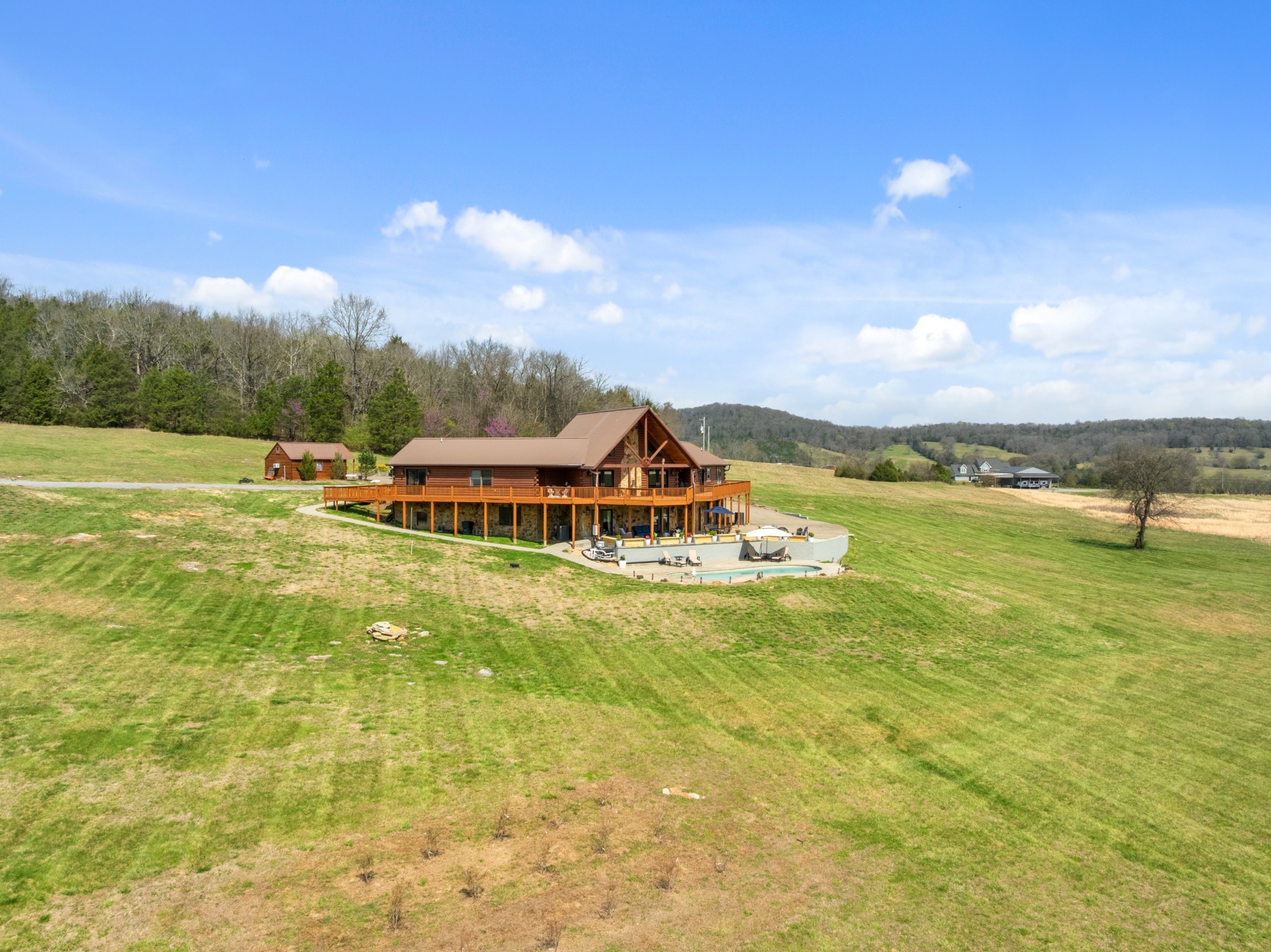 2063 Kennedy Creek Rd Property Photo 60