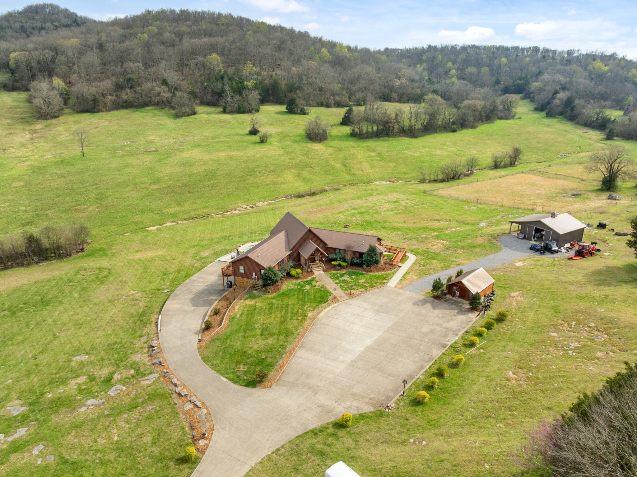 2063 Kennedy Creek Rd Property Photo 73