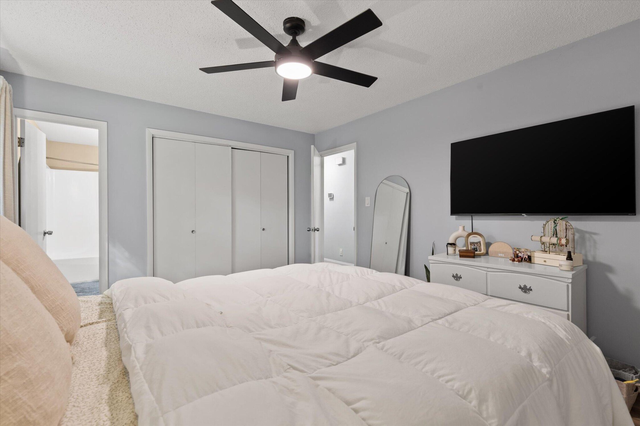 5974 Westmere Drive Property Photo 18