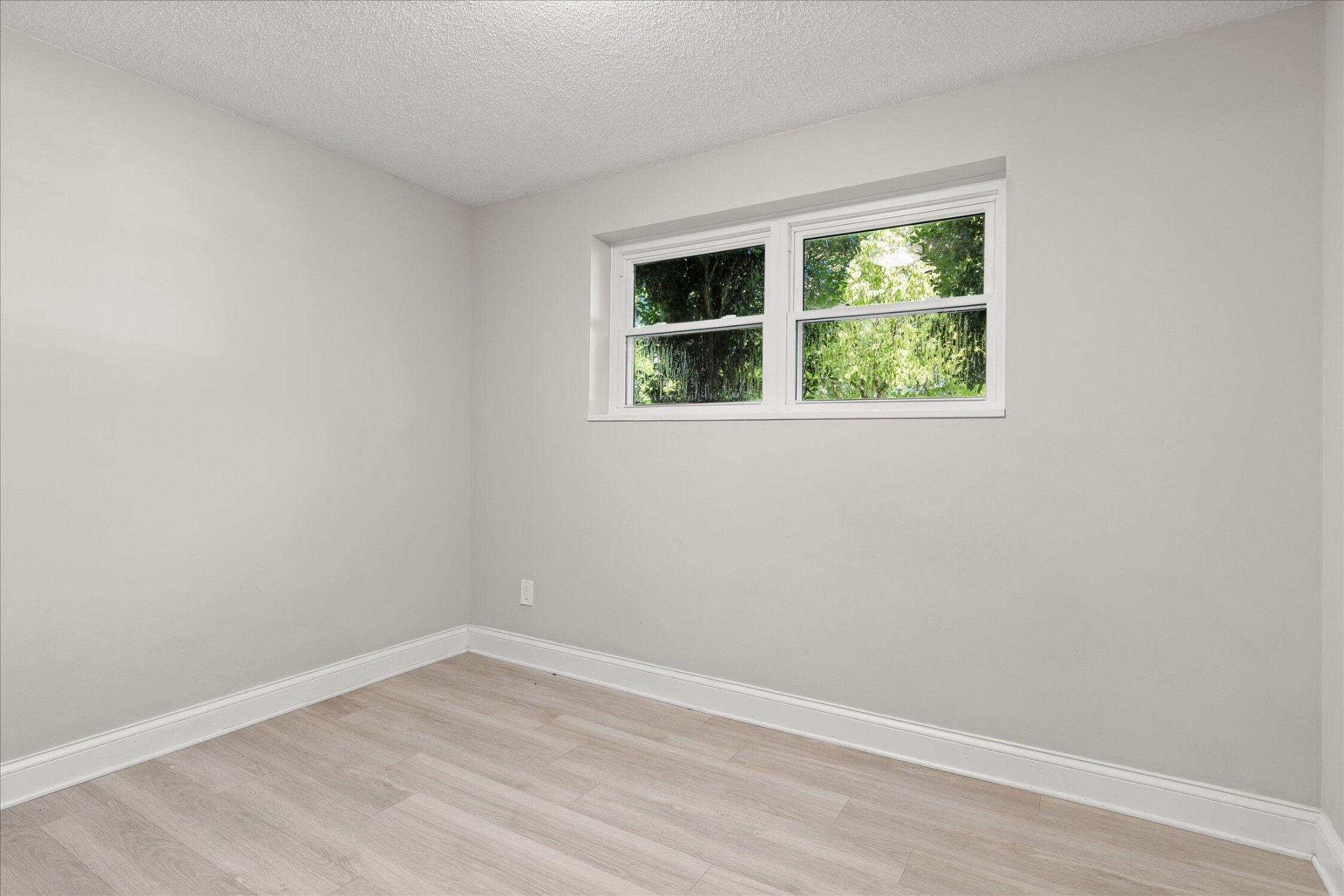 5974 Westmere Drive Property Photo 33