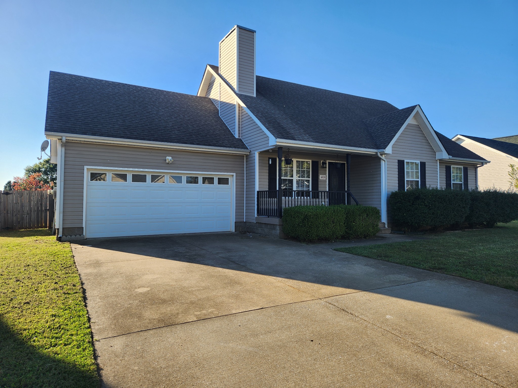 4028 Challis Dr Property Photo 2