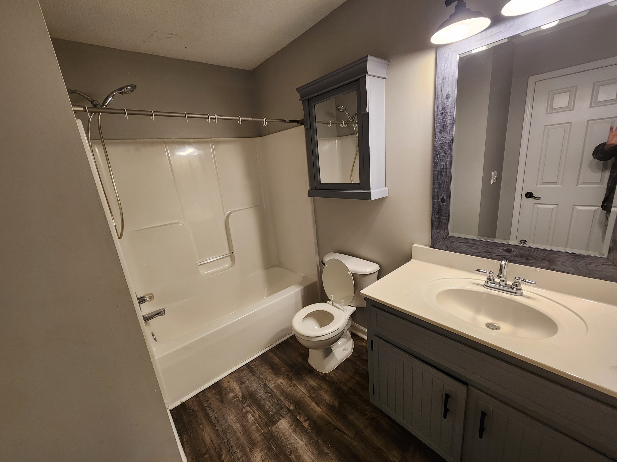 4028 Challis Dr Property Photo 14