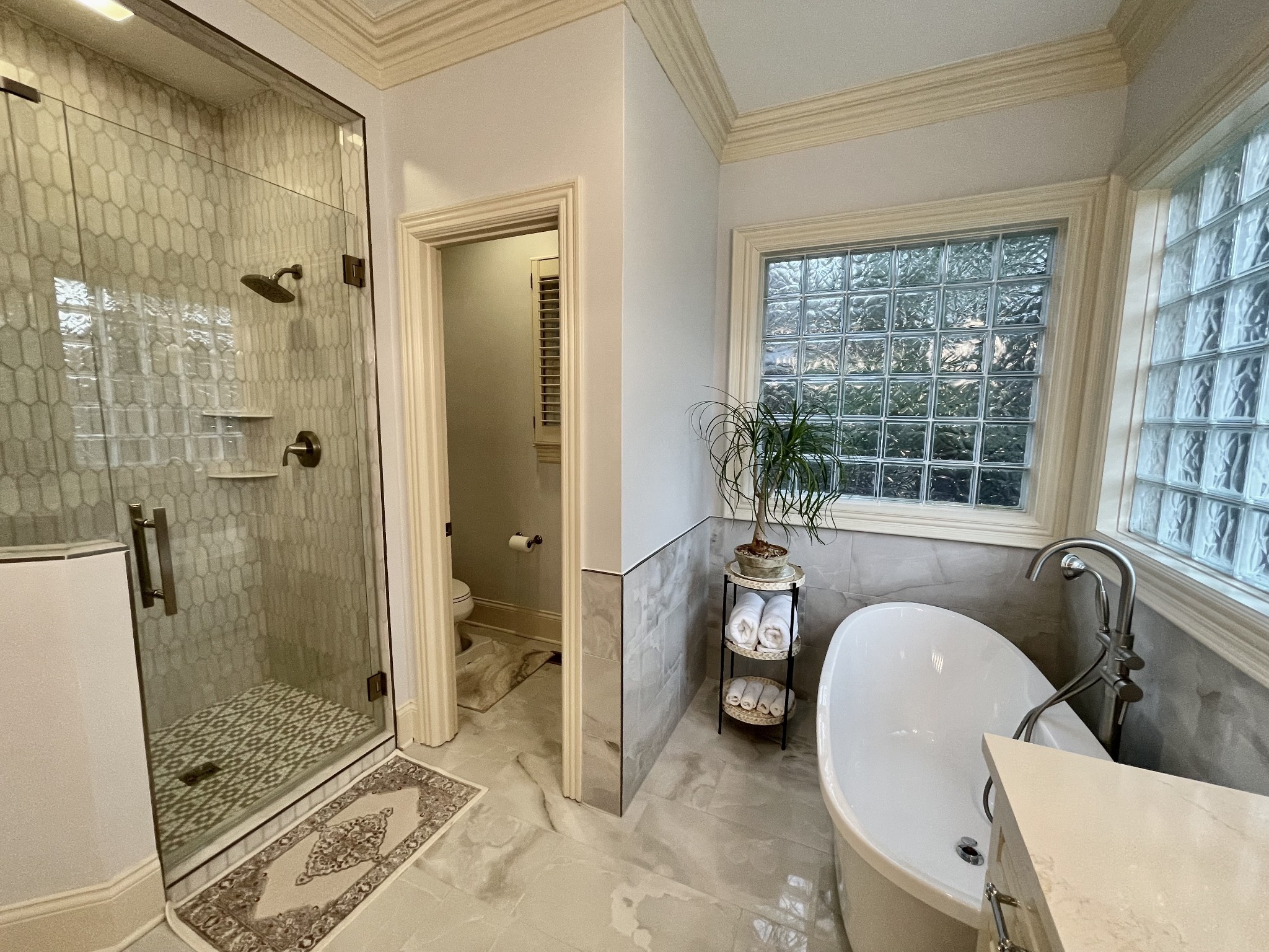 8251 Jamie Ct Property Photo 42