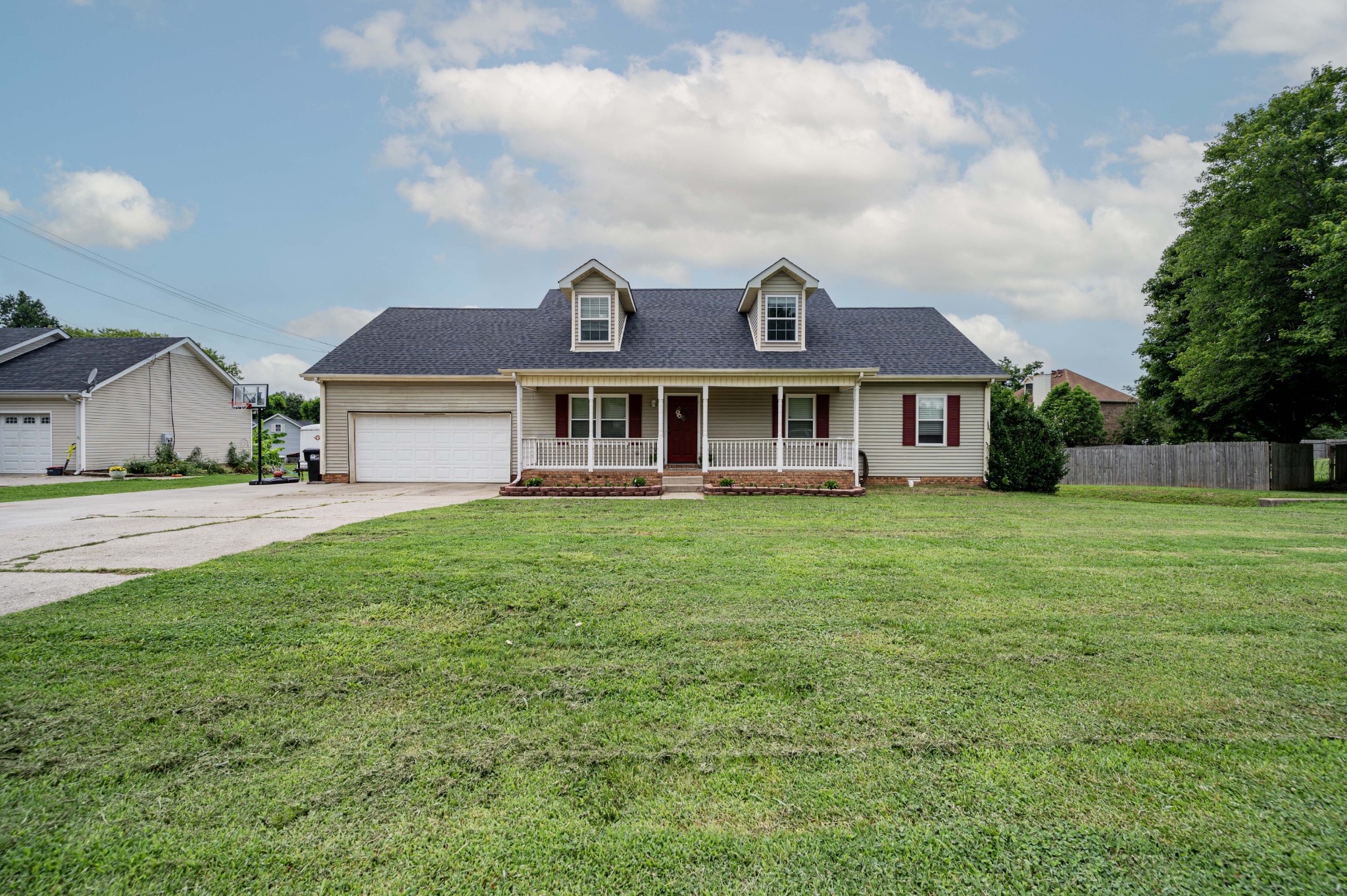 1306 Cason Trl Property Photo 2