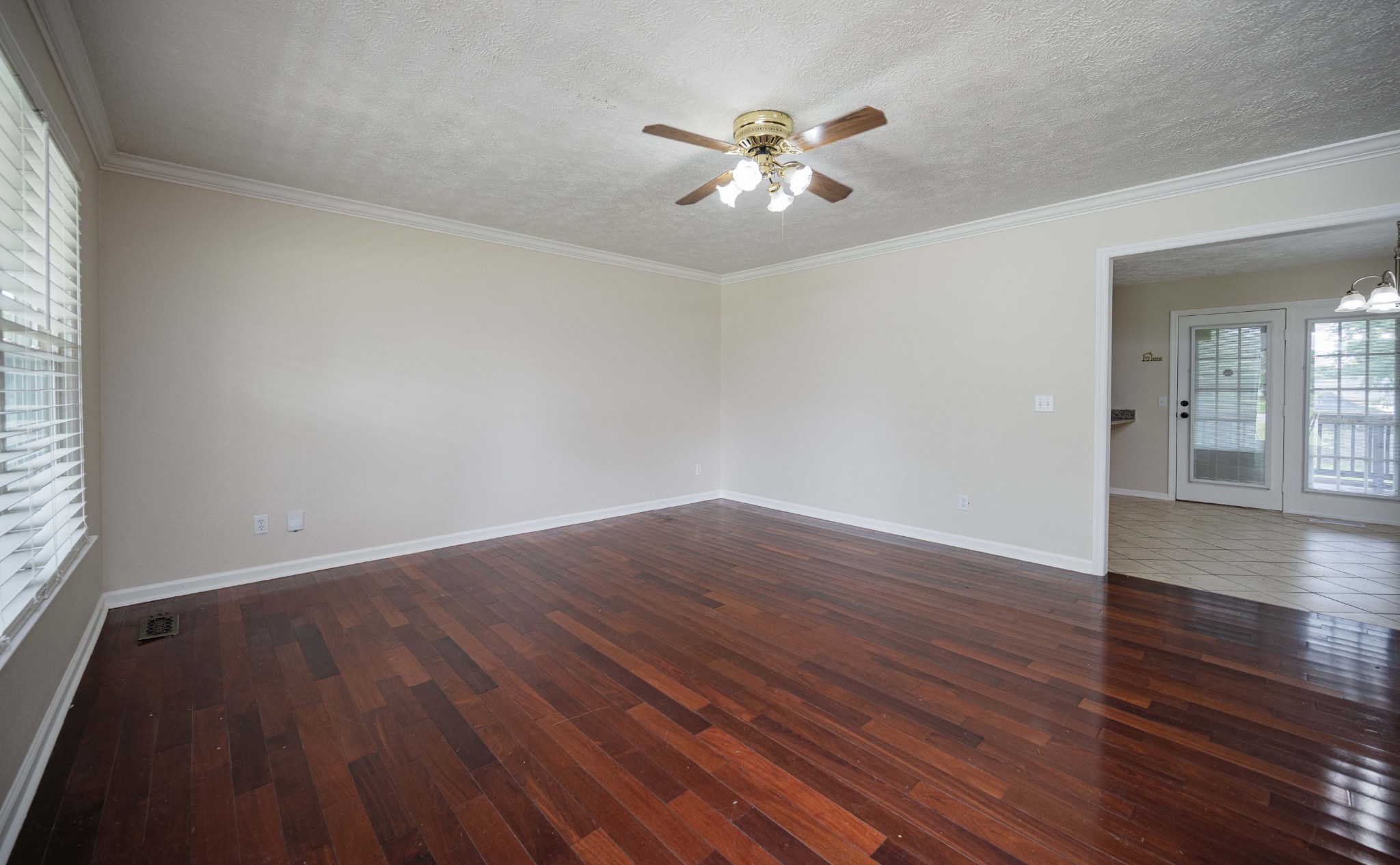 1306 Cason Trl Property Photo 6
