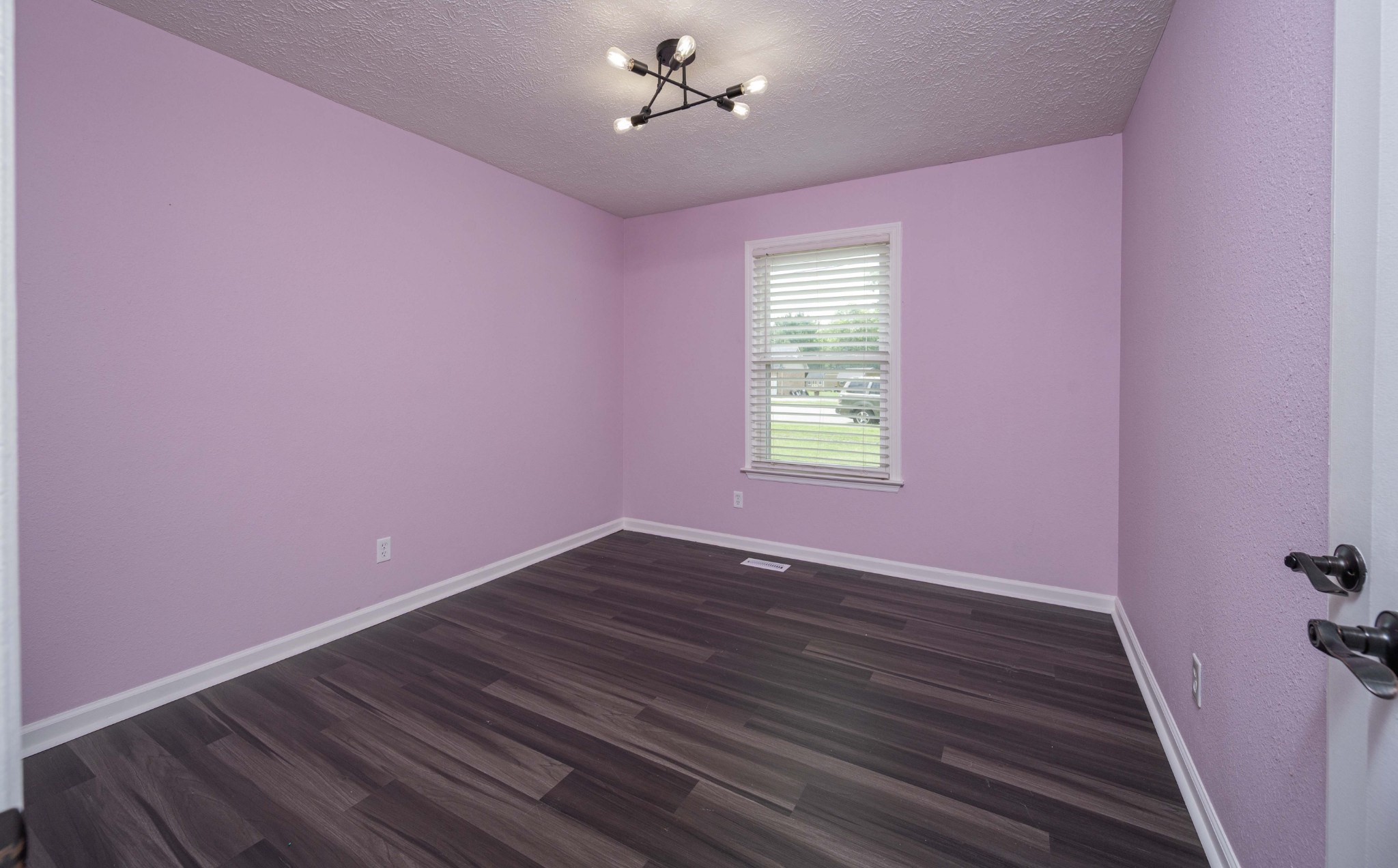 1306 Cason Trl Property Photo 27