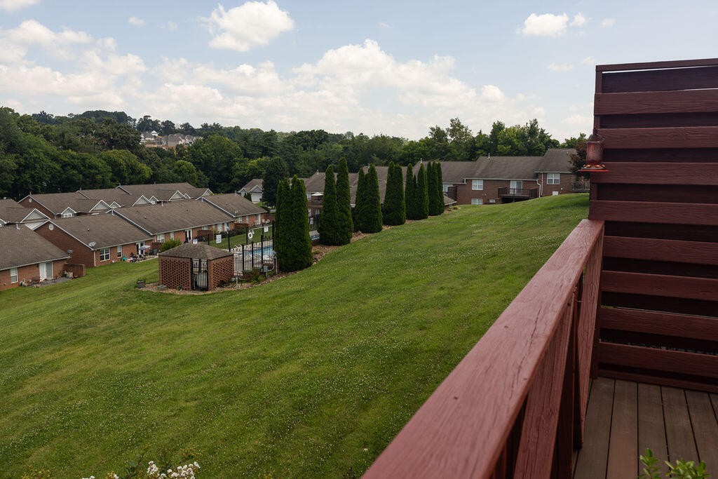 8719 Carriage House Way Property Photo 12