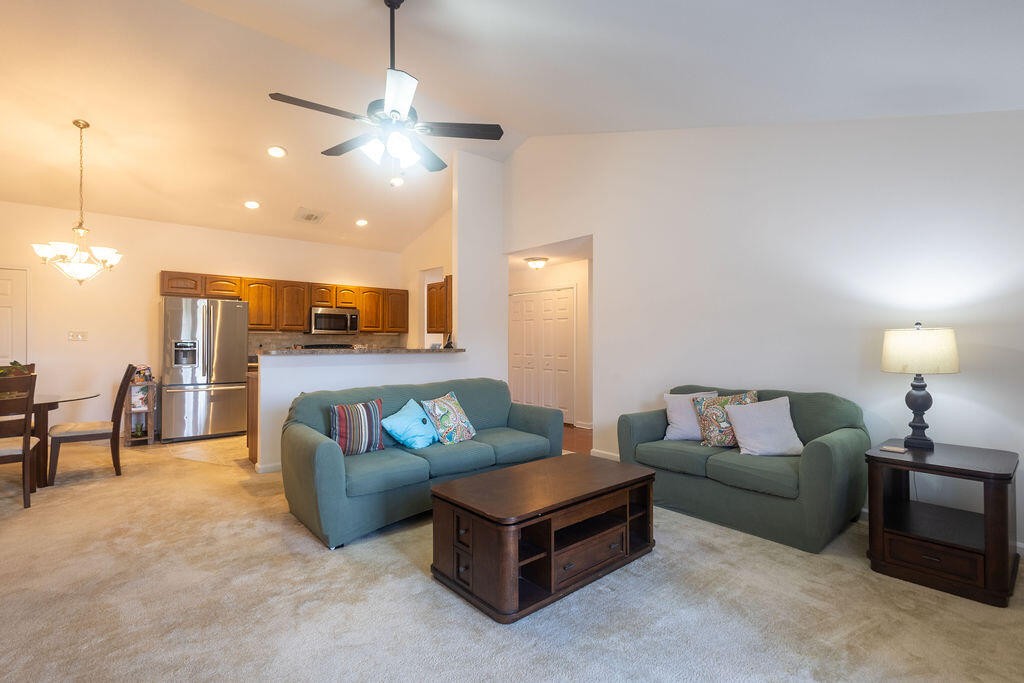 8719 Carriage House Way Property Photo 15