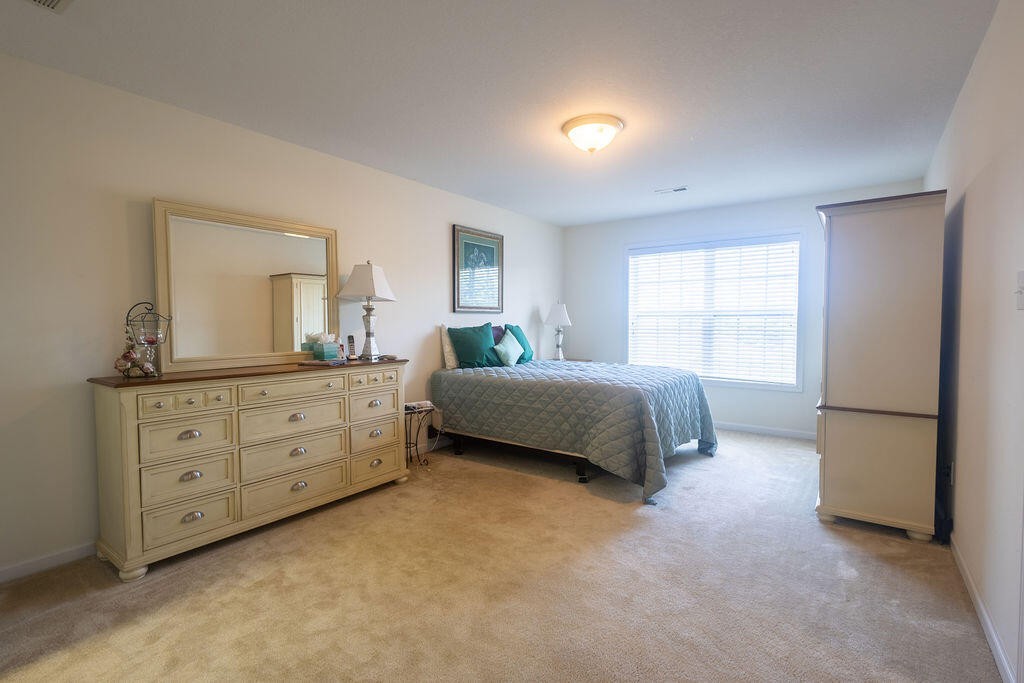 8719 Carriage House Way Property Photo 33