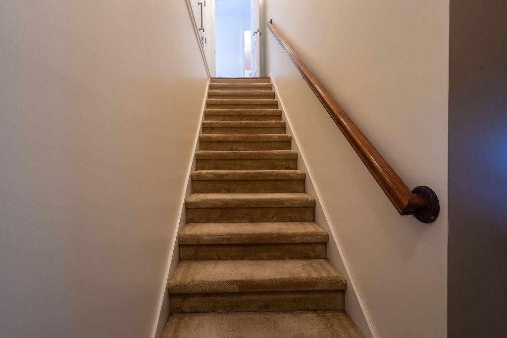 8719 Carriage House Way Property Photo 47