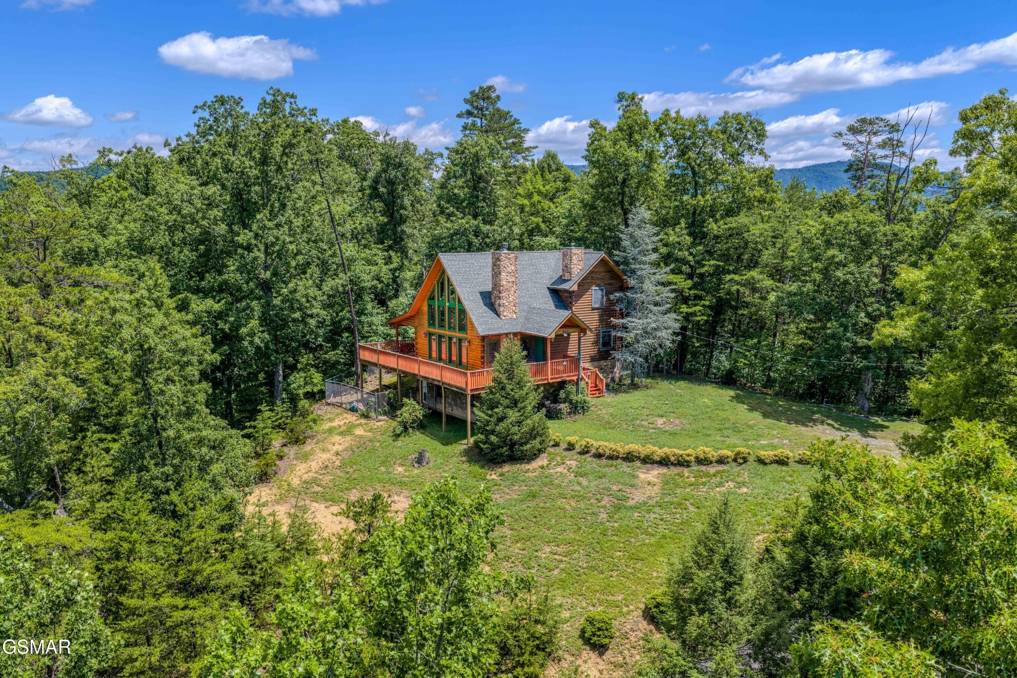 1525 Mountain Trail Lane