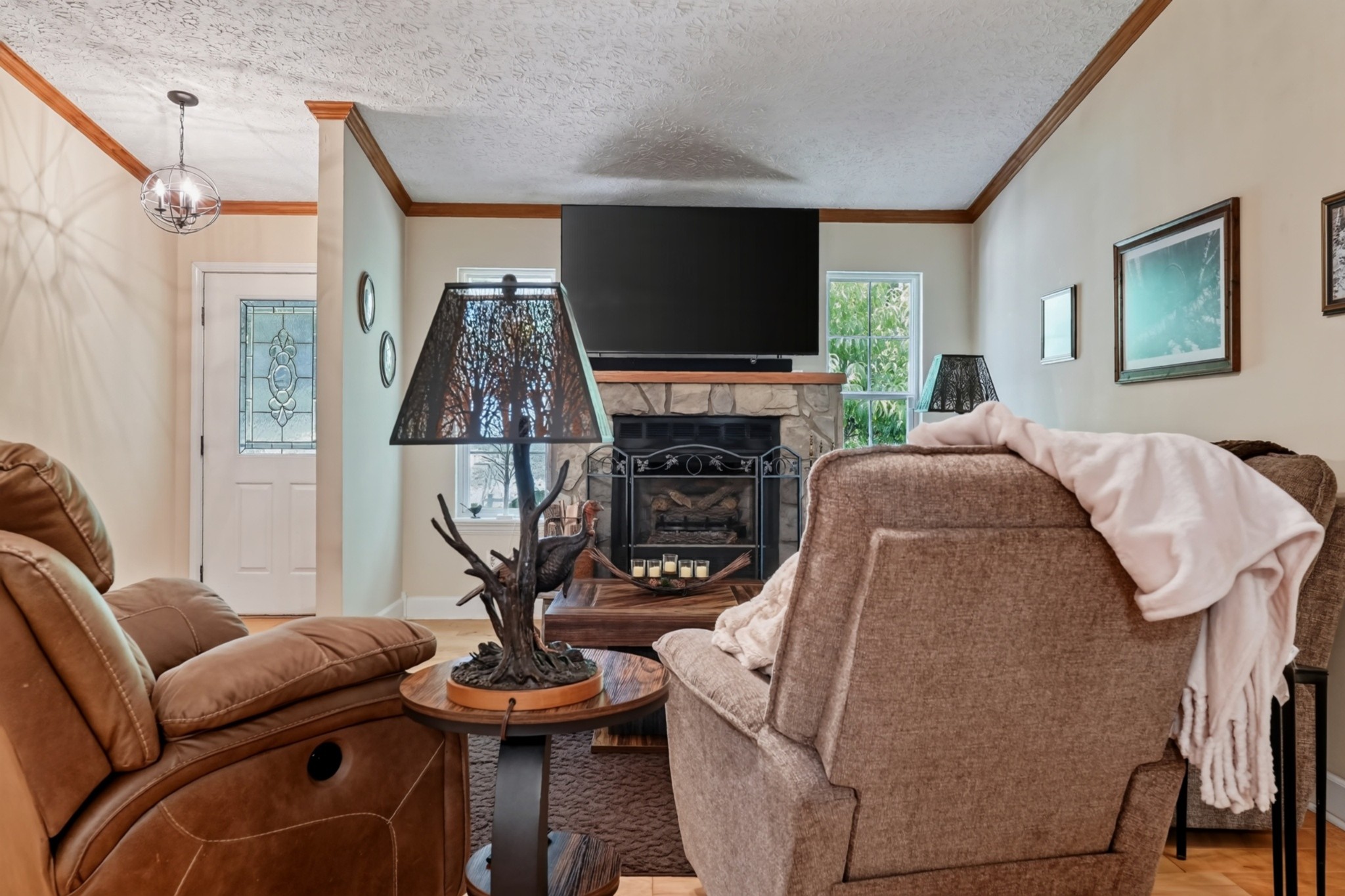 45 Point Pl Property Photo 4