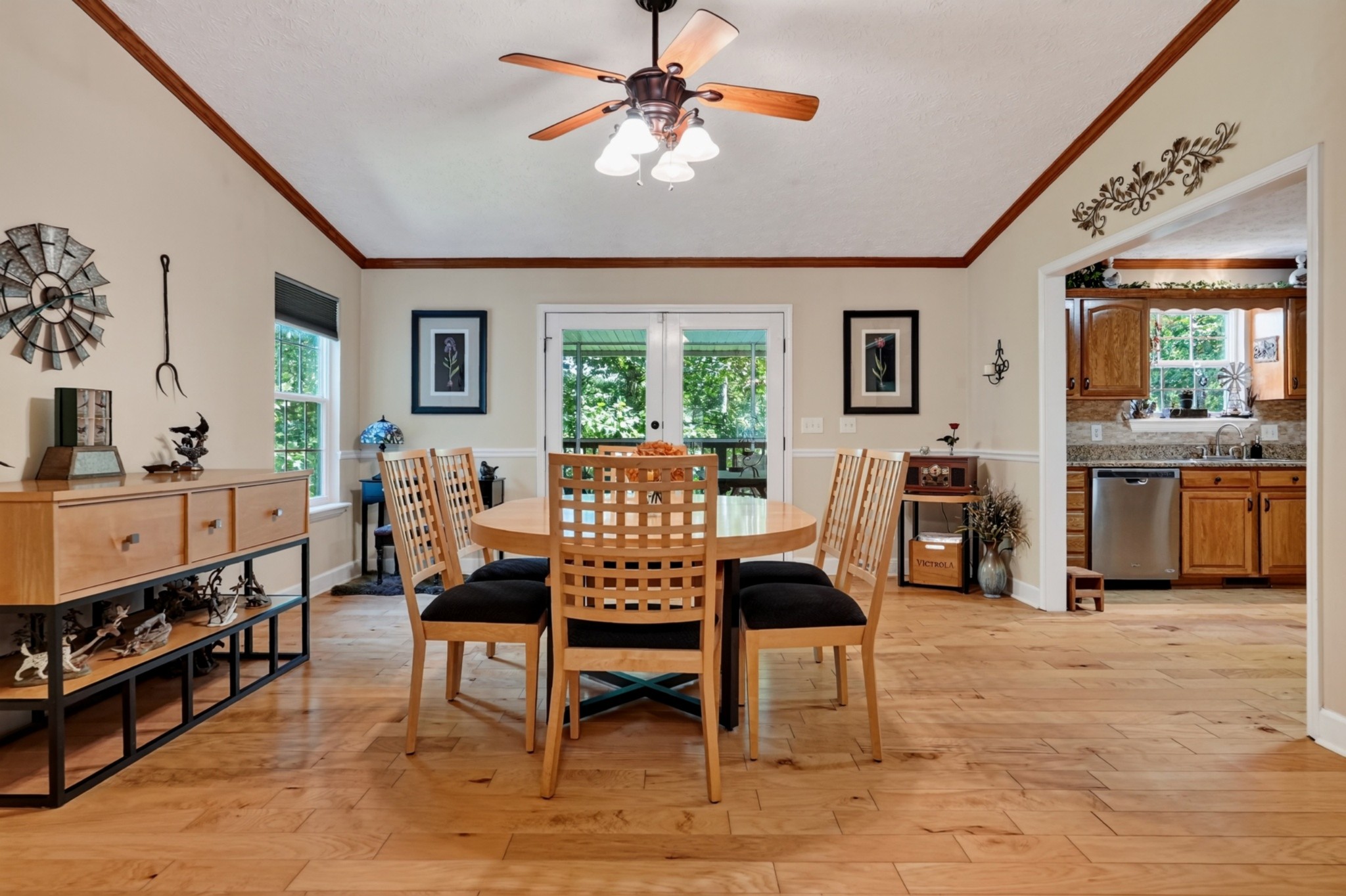45 Point Pl Property Photo 5