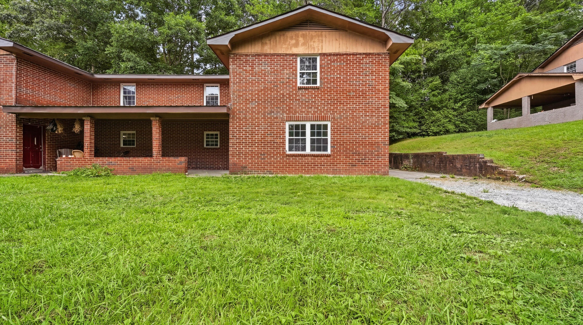1418 Walston Street Property Photo 3